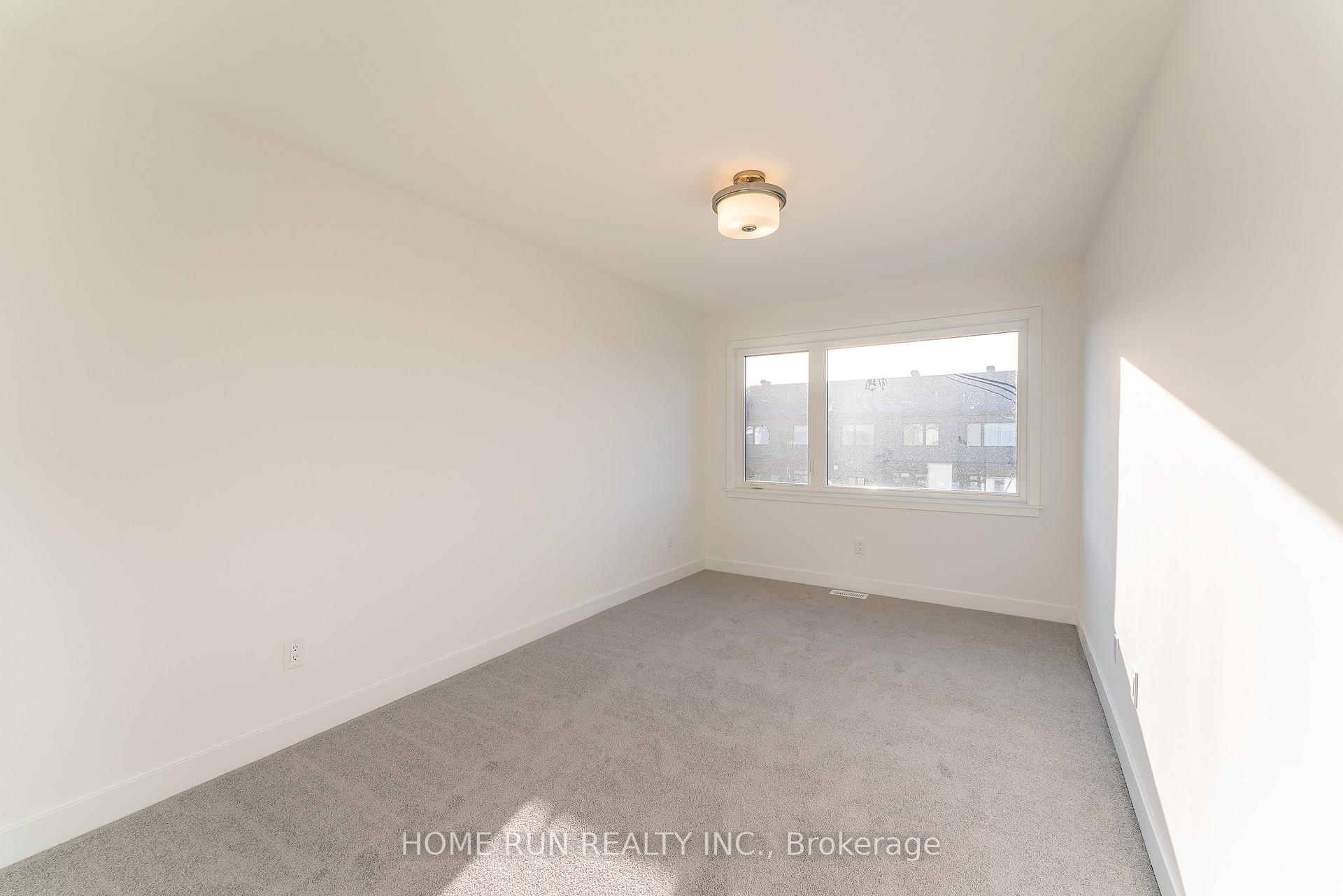 Photo 10 of 51 Arinto Place, Ottawa, Kanata - Emerald Meadows/Trailwest — HOMEH
