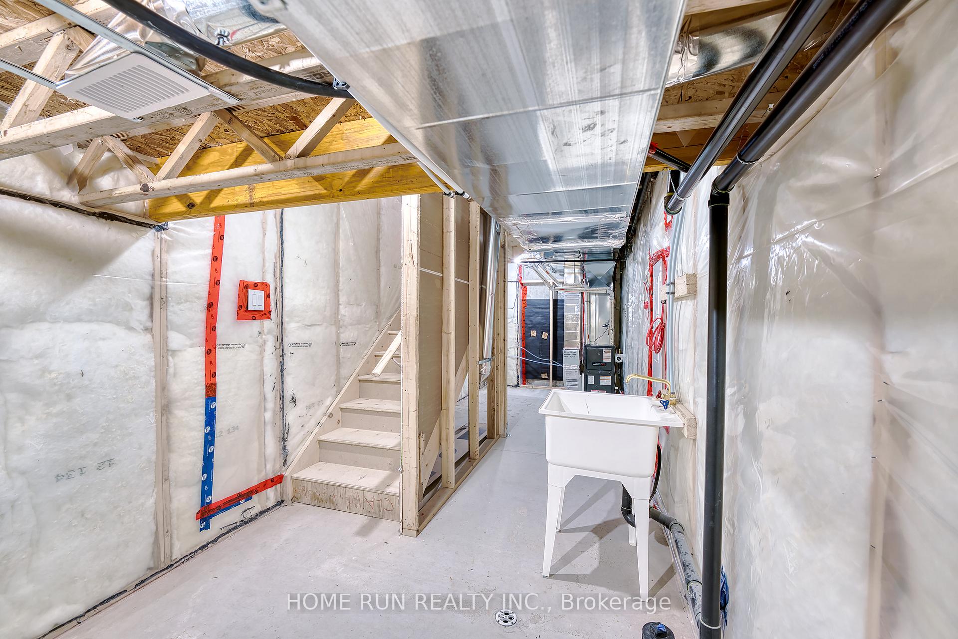 Photo 17 of 51 Arinto Place, Ottawa, Kanata - Emerald Meadows/Trailwest — HOMEH
