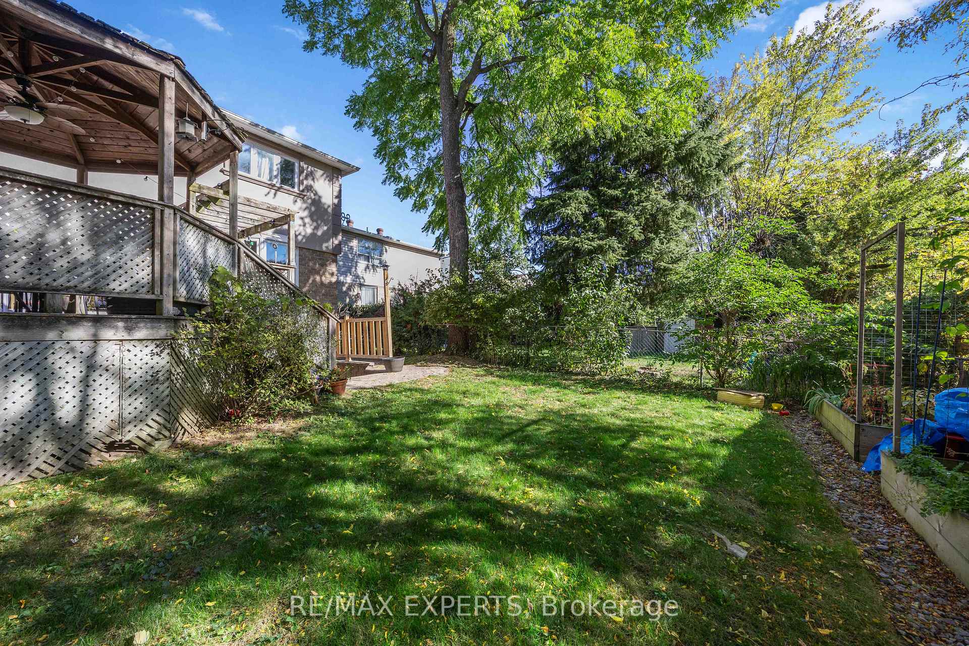 Photo 30 of 136 Holm Crescent, Markham, Aileen-Willowbrook — HOMEH