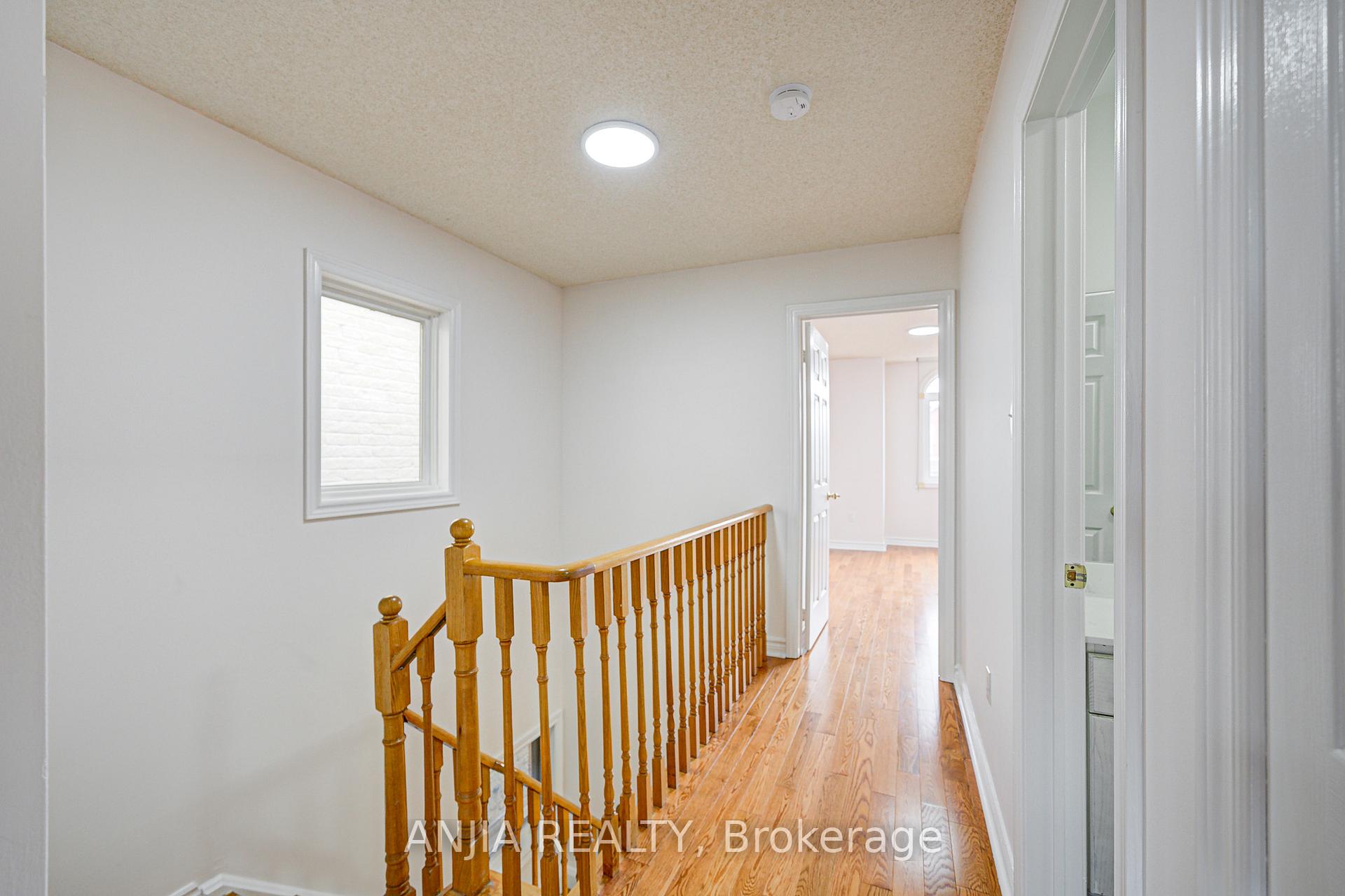 Photo 22 of 203 Milliken Meadows Drive, Markham, Milliken Mills West — HOMEH