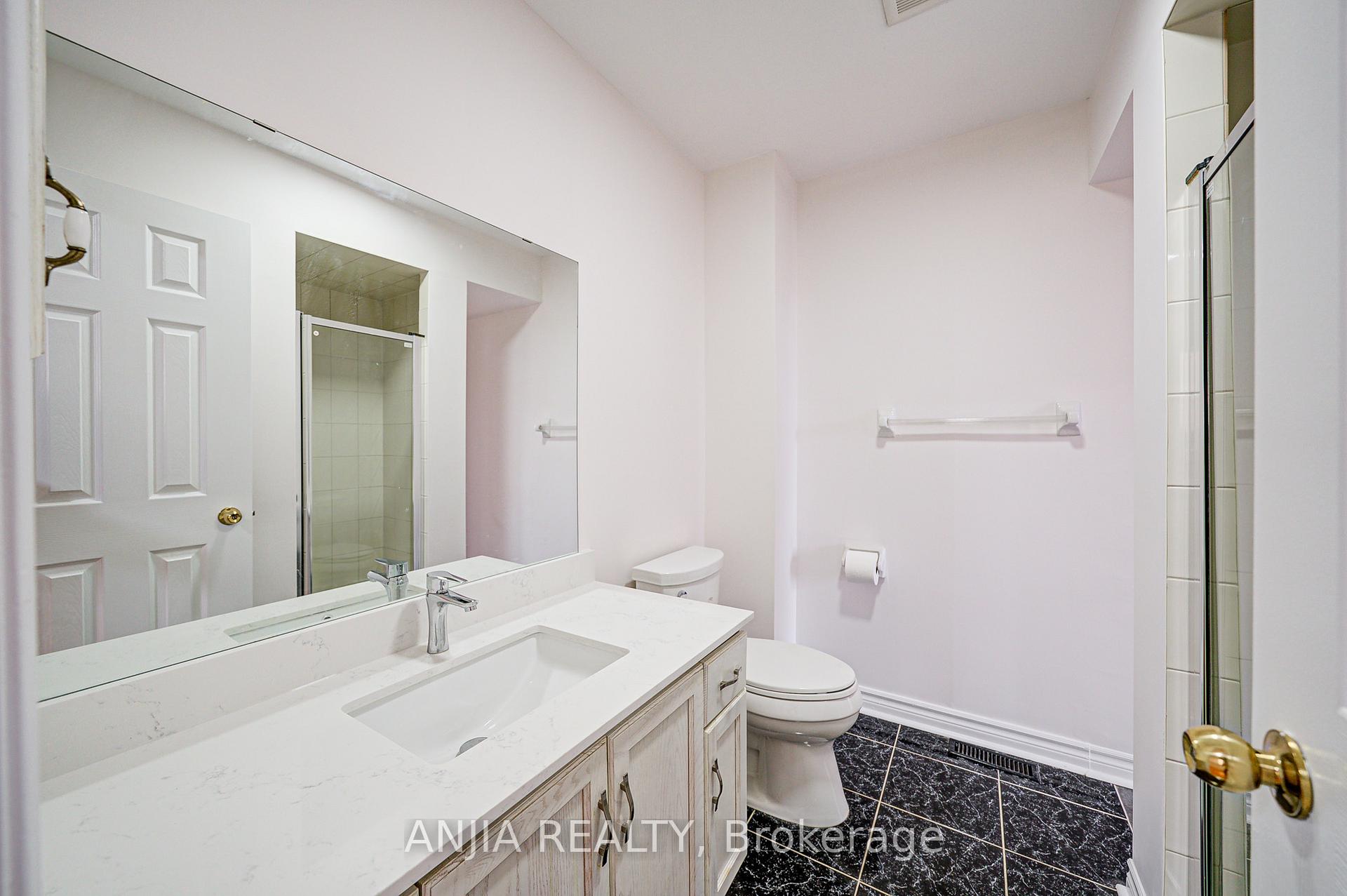 Photo 33 of 203 Milliken Meadows Drive, Markham, Milliken Mills West — HOMEH