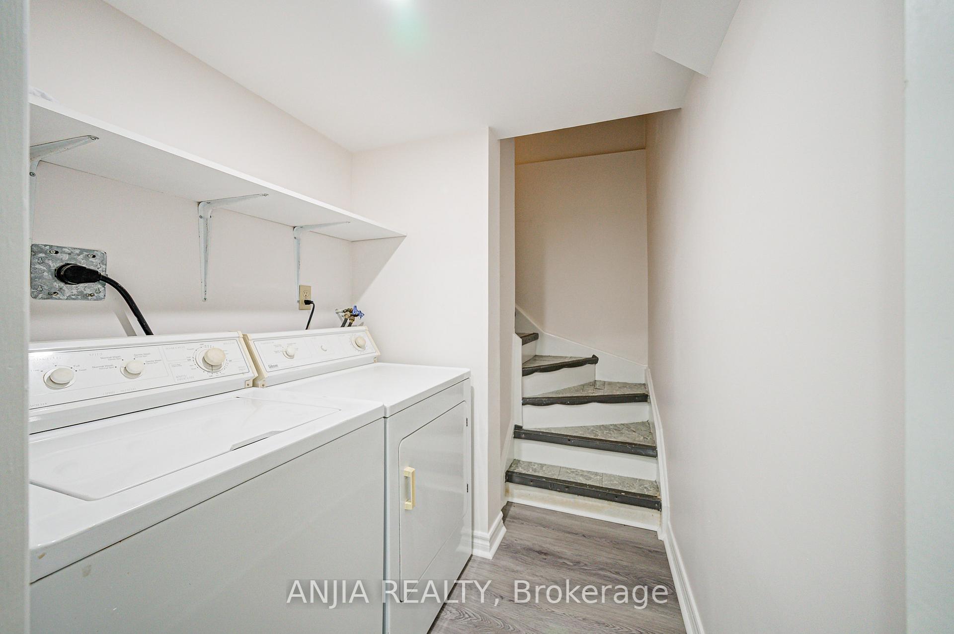 Photo 38 of 203 Milliken Meadows Drive, Markham, Milliken Mills West — HOMEH