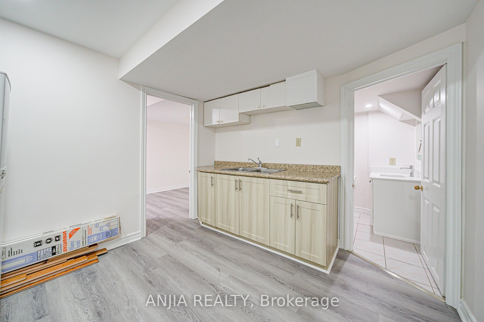 Photo 43 of 203 Milliken Meadows Drive, Markham, Milliken Mills West — HOMEH
