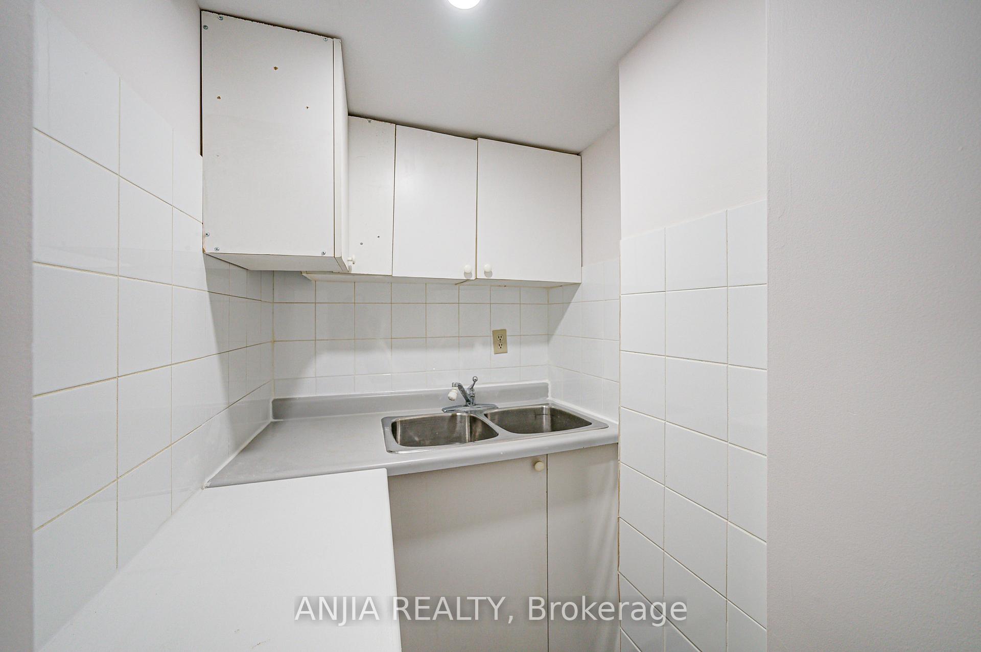 Photo 45 of 203 Milliken Meadows Drive, Markham, Milliken Mills West — HOMEH