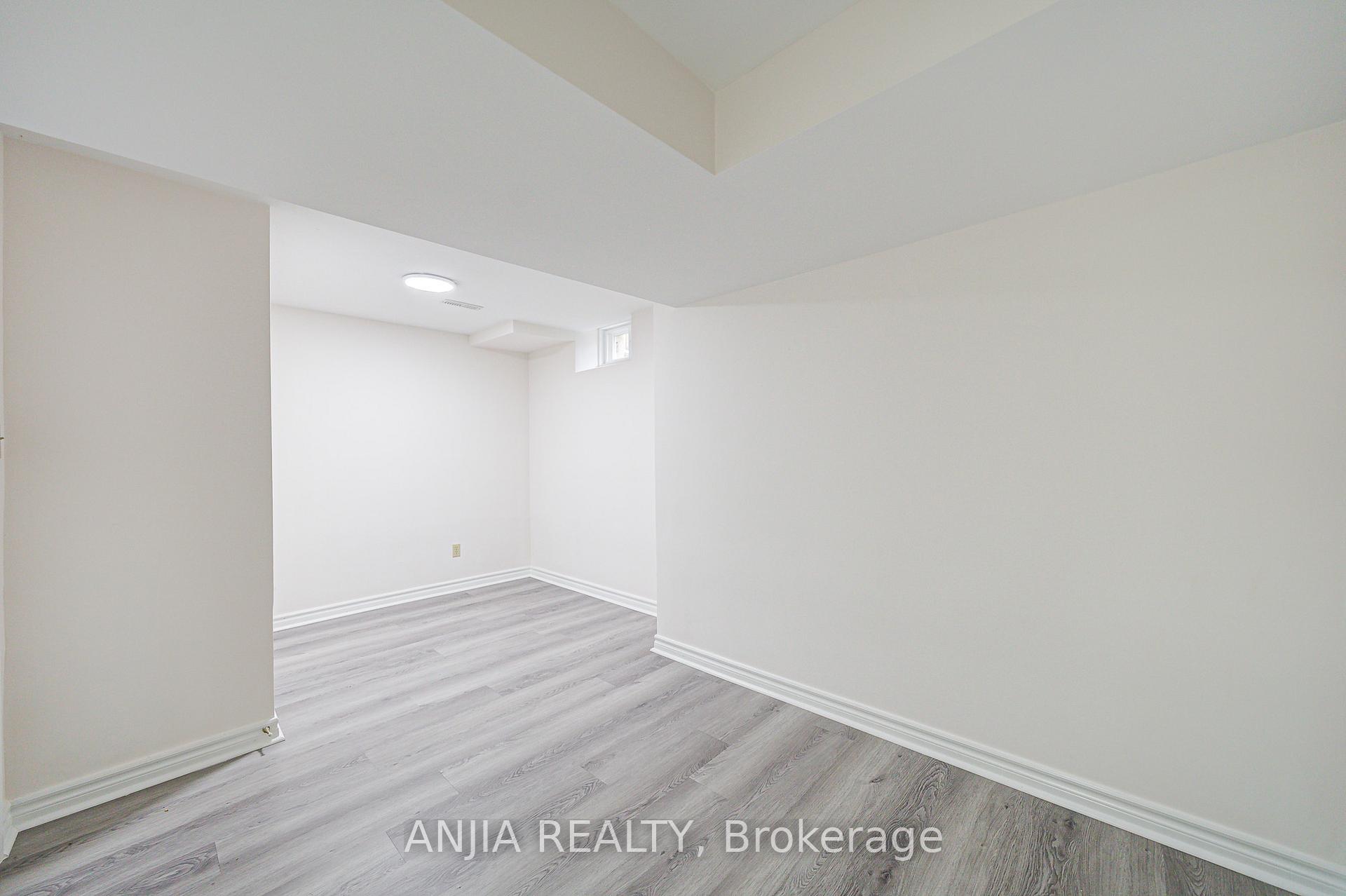 Photo 48 of 203 Milliken Meadows Drive, Markham, Milliken Mills West — HOMEH
