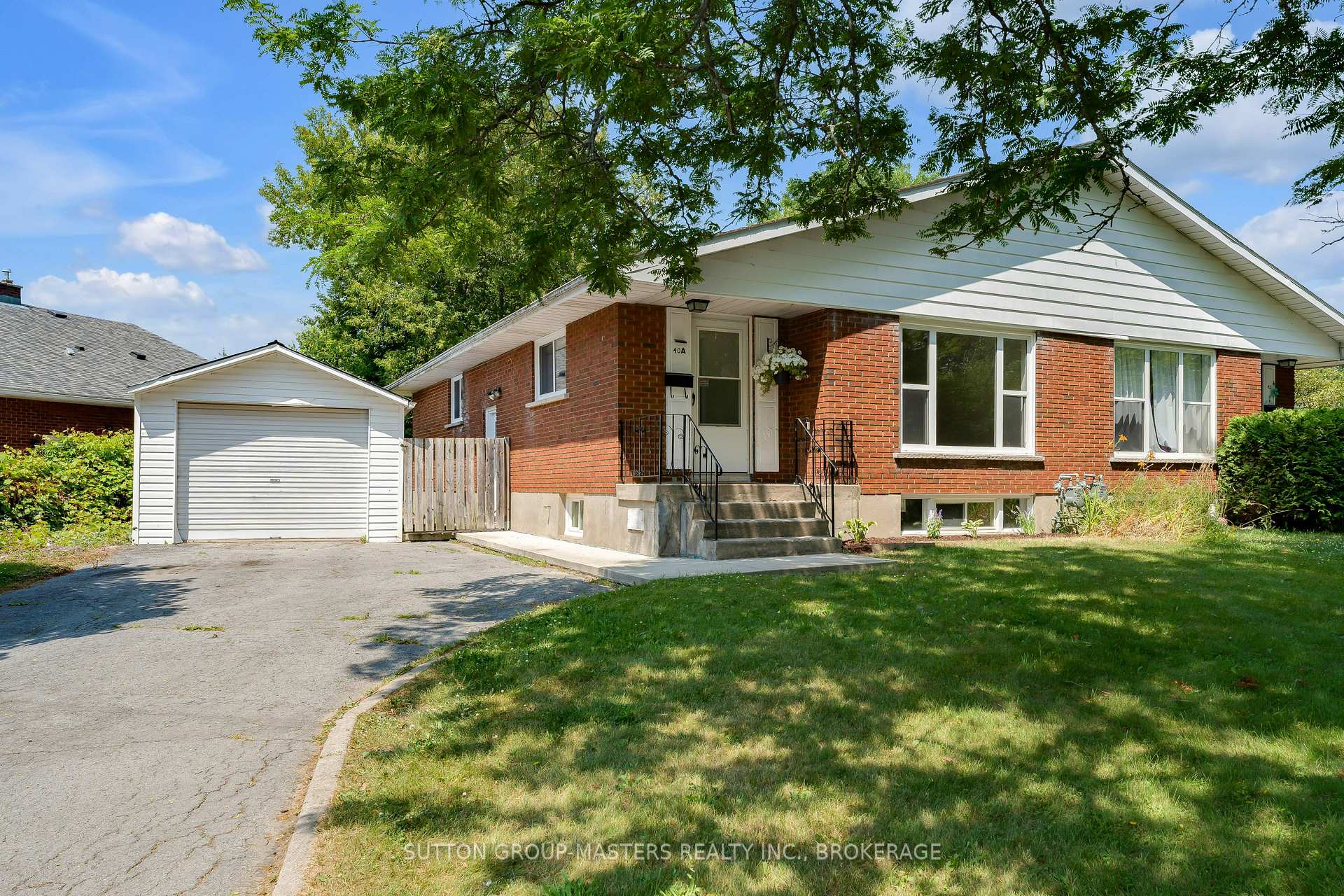 Front of 40 Crescent Drive