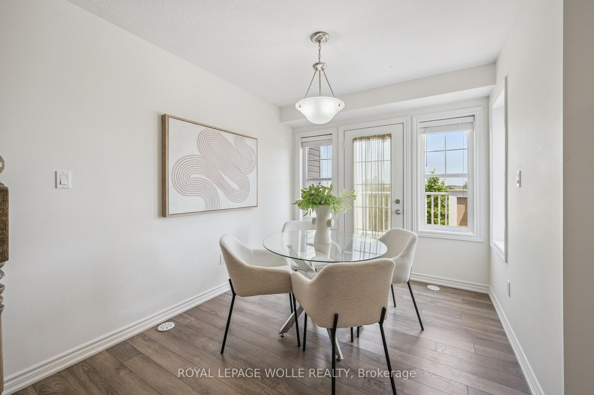 Photo 14 of 113 Glenvista Drive, Kitchener, Rosenburg — HOMEH