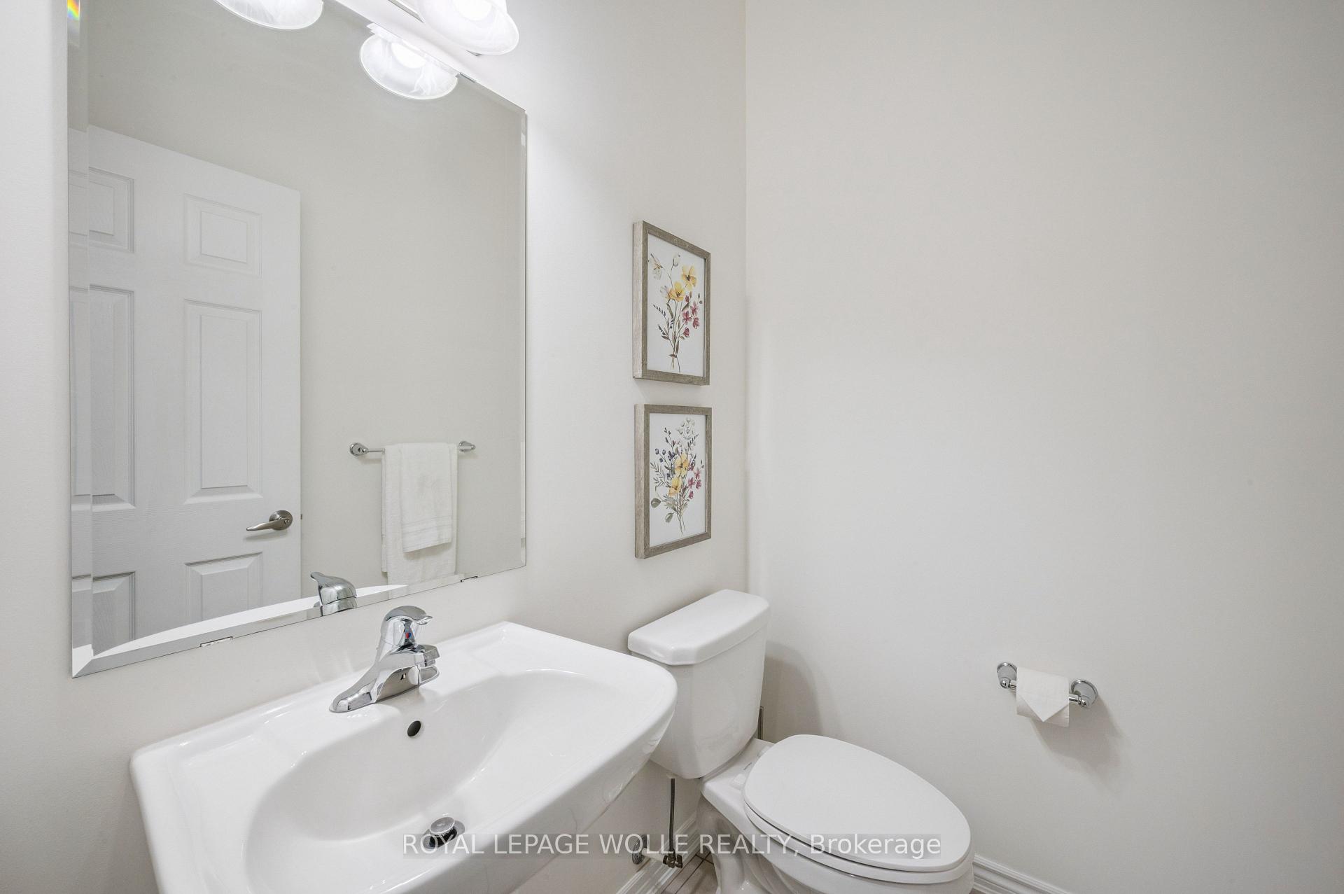 Photo 17 of 113 Glenvista Drive, Kitchener, Rosenburg — HOMEH
