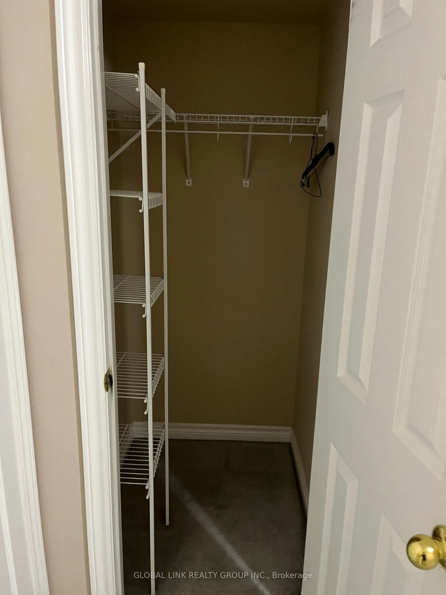 Photo 7 of Unit basement, 166 Valentina Drive, Markham, Village Green-South Unionville — HOMEH