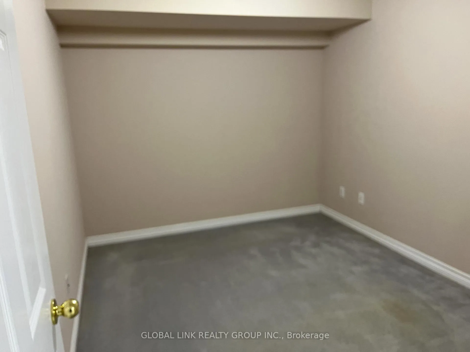 Photo 13 of Unit basement, 166 Valentina Drive, Markham, Village Green-South Unionville — HOMEH