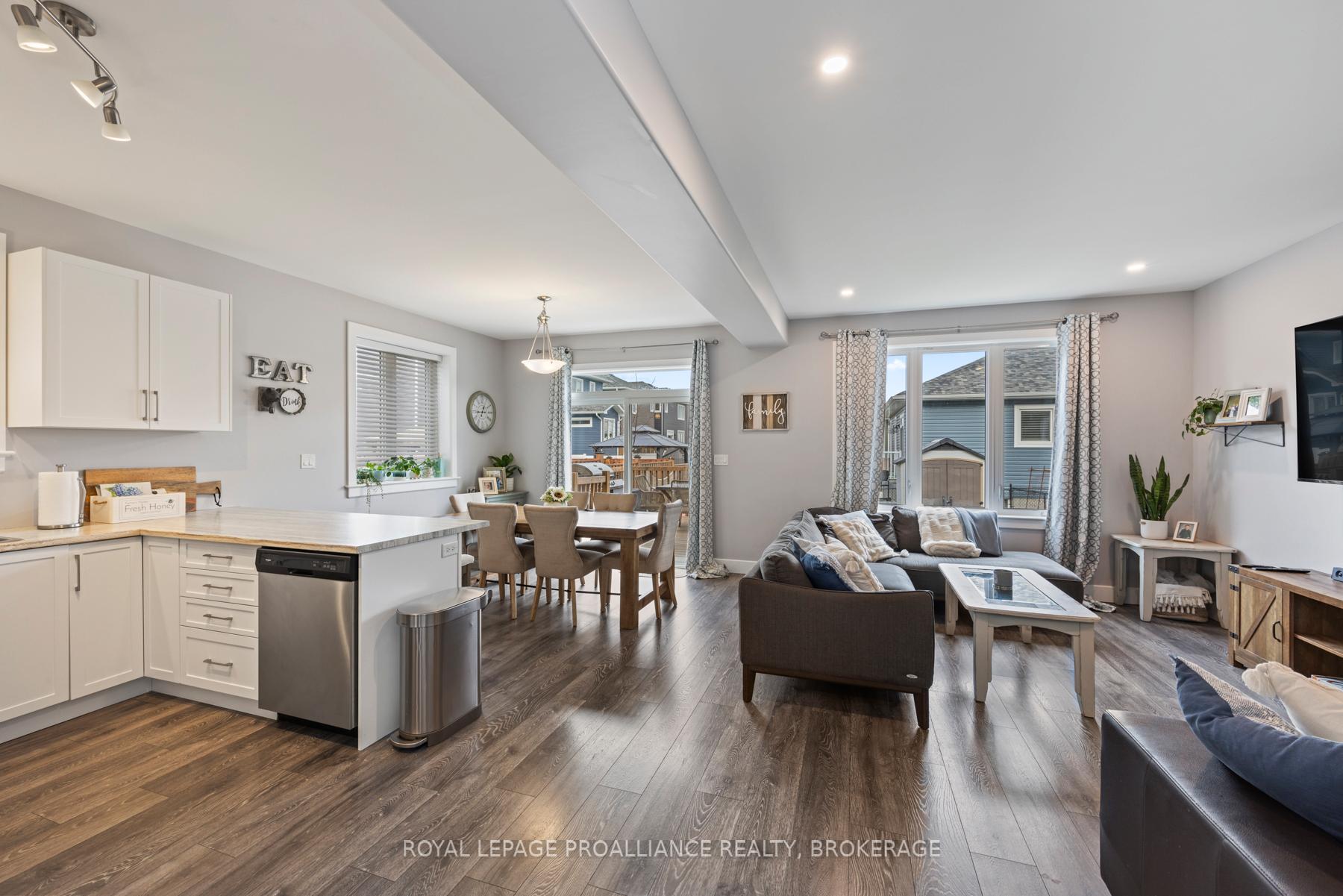 Photo 8 of 119 Hazlett Street, Loyalist, Amherstview — HOMEH