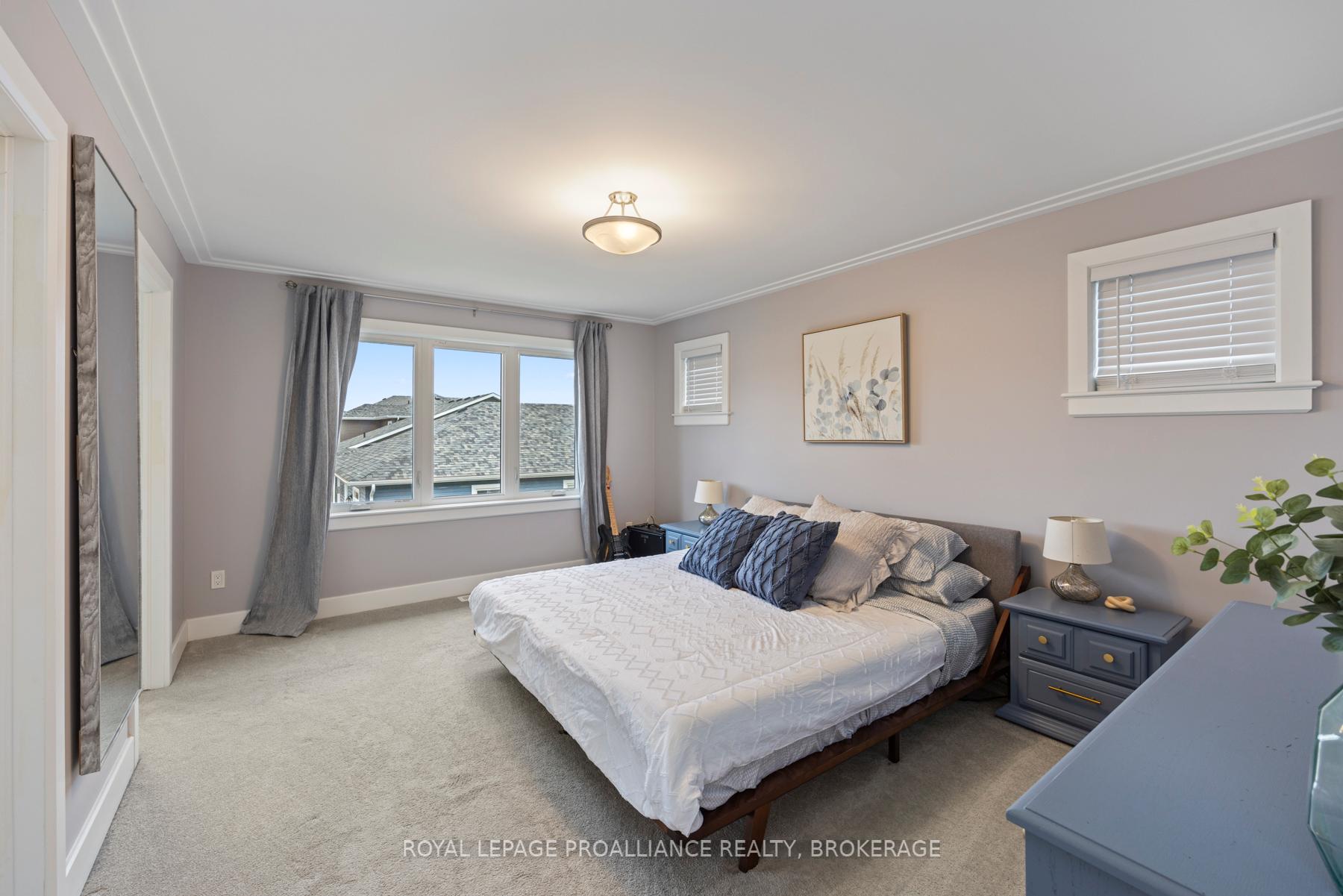 Photo 21 of 119 Hazlett Street, Loyalist, Amherstview — HOMEH
