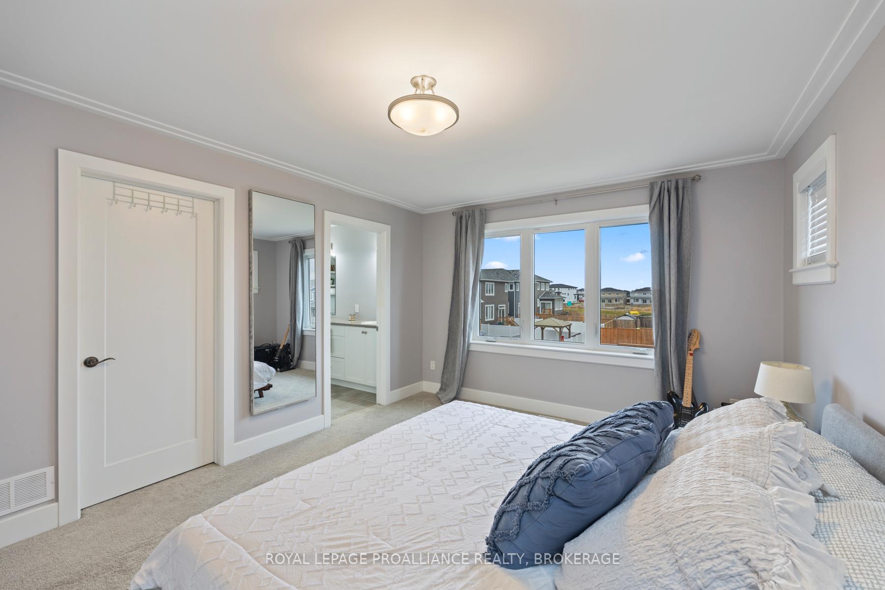Photo 22 of 119 Hazlett Street, Loyalist, Amherstview — HOMEH