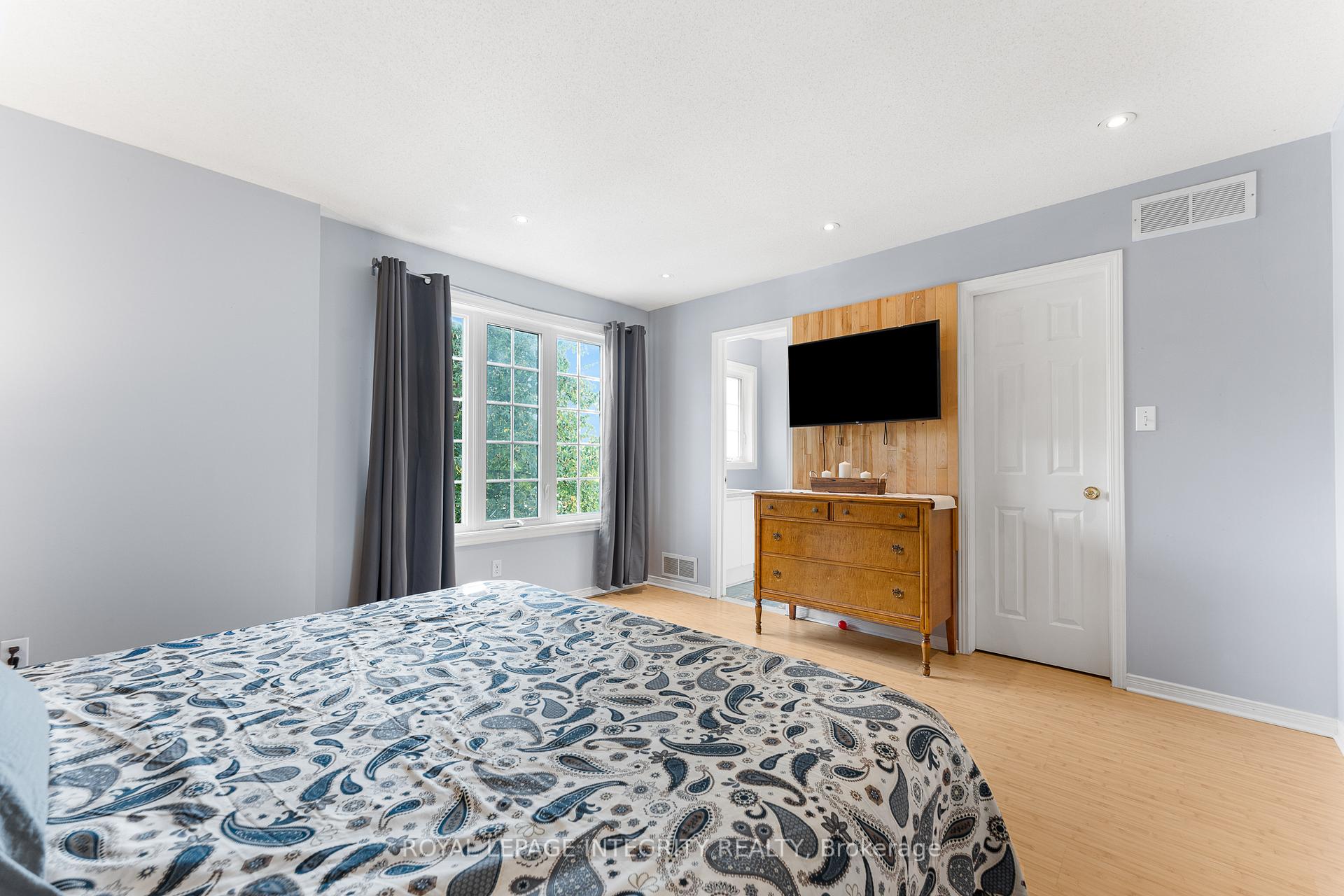 Photo 19 of 5 Banchory Crescent, Ottawa, Kanata - Morgan's Grant/South March — HOMEH