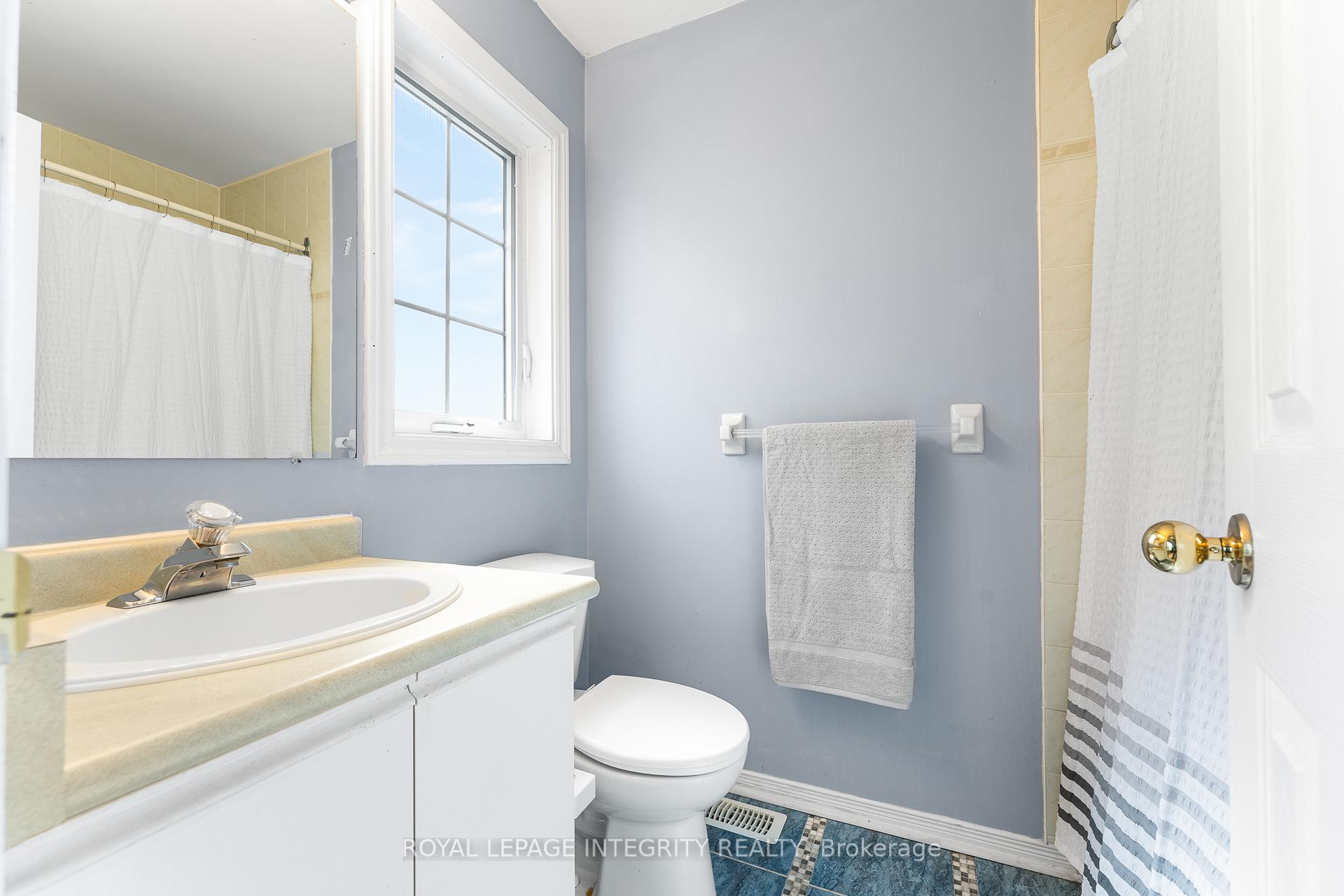 Photo 20 of 5 Banchory Crescent, Ottawa, Kanata - Morgan's Grant/South March — HOMEH