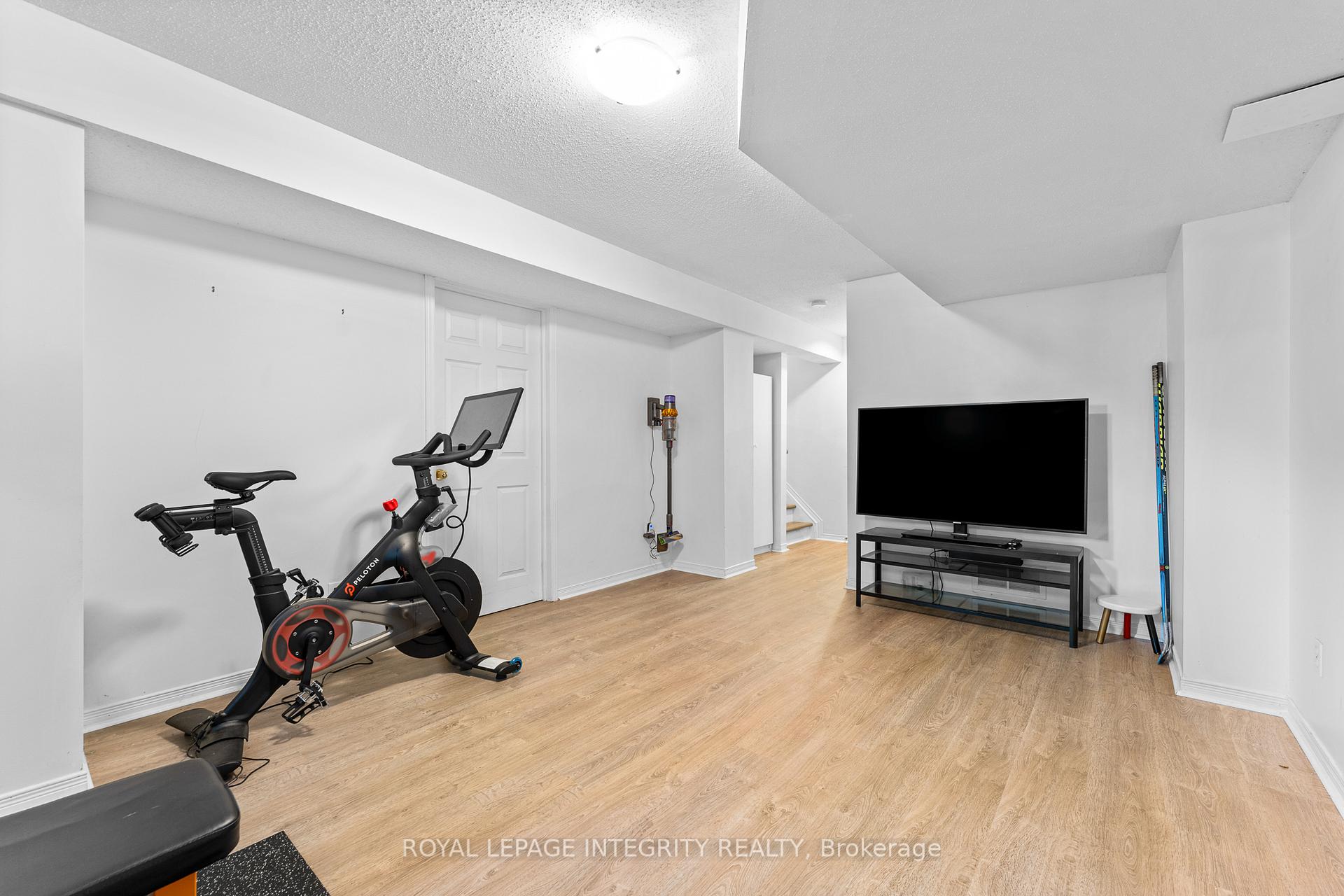 Photo 27 of 5 Banchory Crescent, Ottawa, Kanata - Morgan's Grant/South March — HOMEH