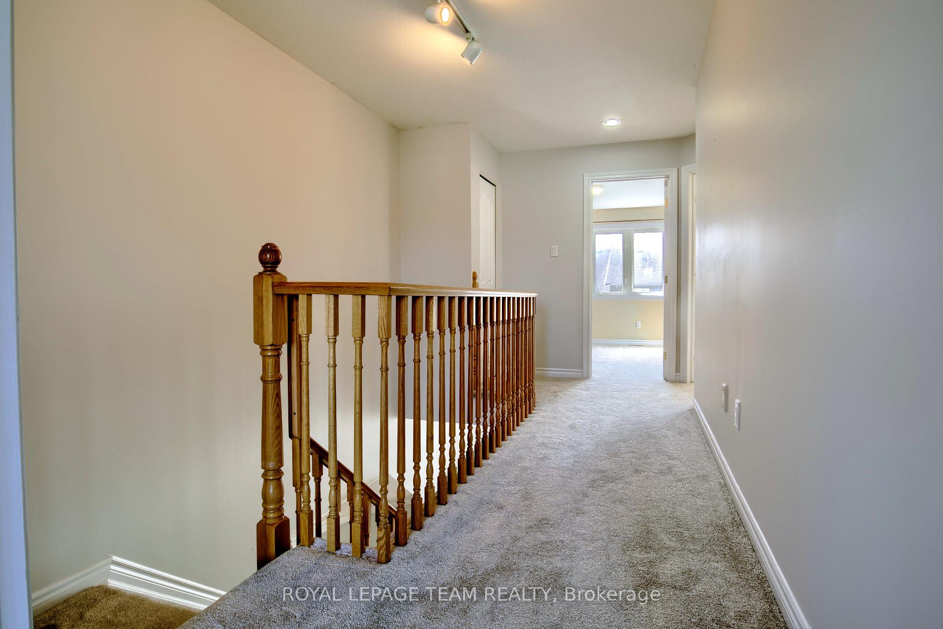 Photo 8 of 110 Saddlesmith Circle, Ottawa, Kanata - Emerald Meadows/Trailwest — HOMEH