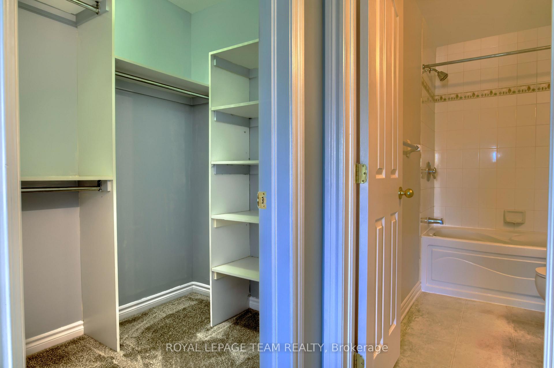 Photo 12 of 110 Saddlesmith Circle, Ottawa, Kanata - Emerald Meadows/Trailwest — HOMEH