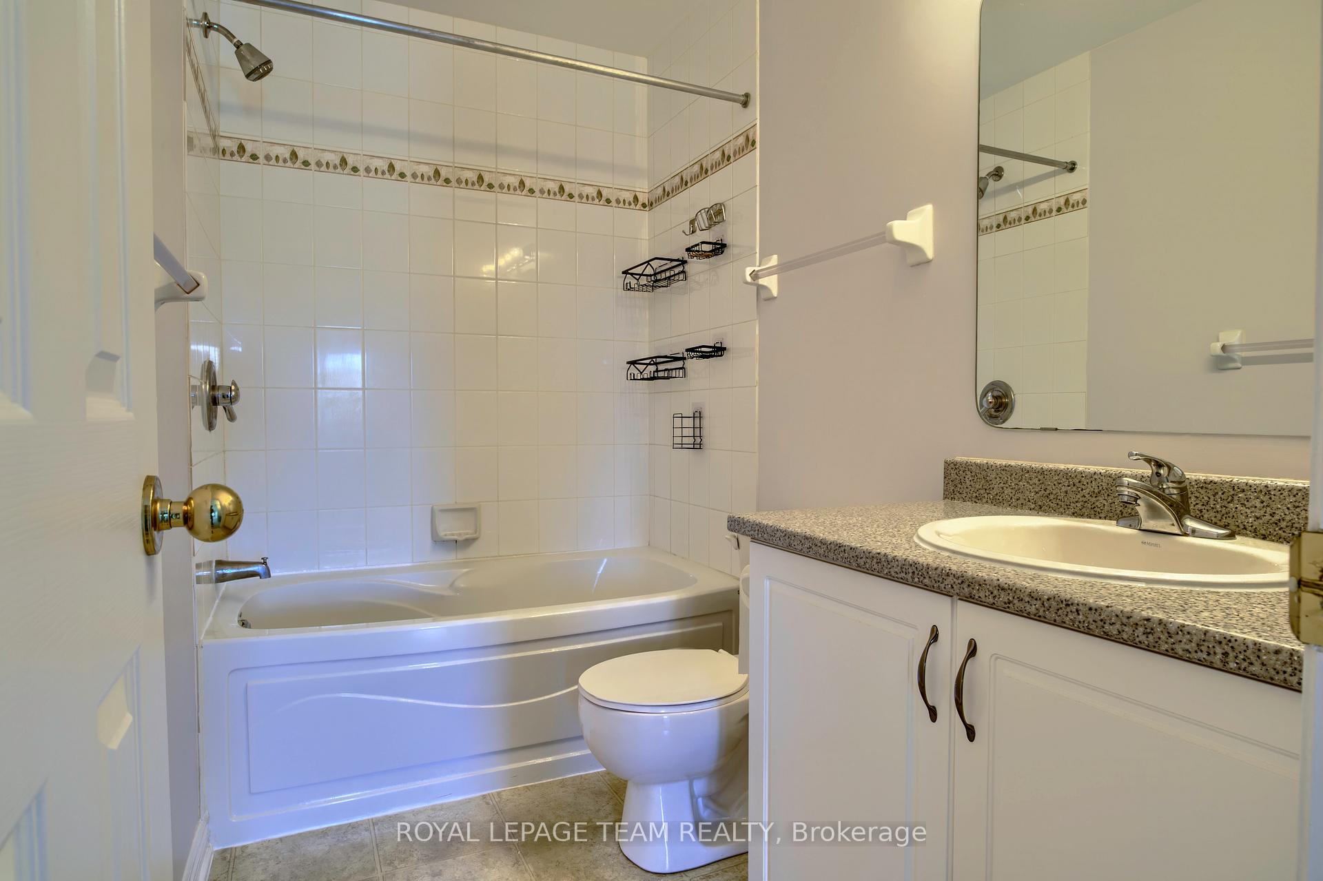 Photo 13 of 110 Saddlesmith Circle, Ottawa, Kanata - Emerald Meadows/Trailwest — HOMEH