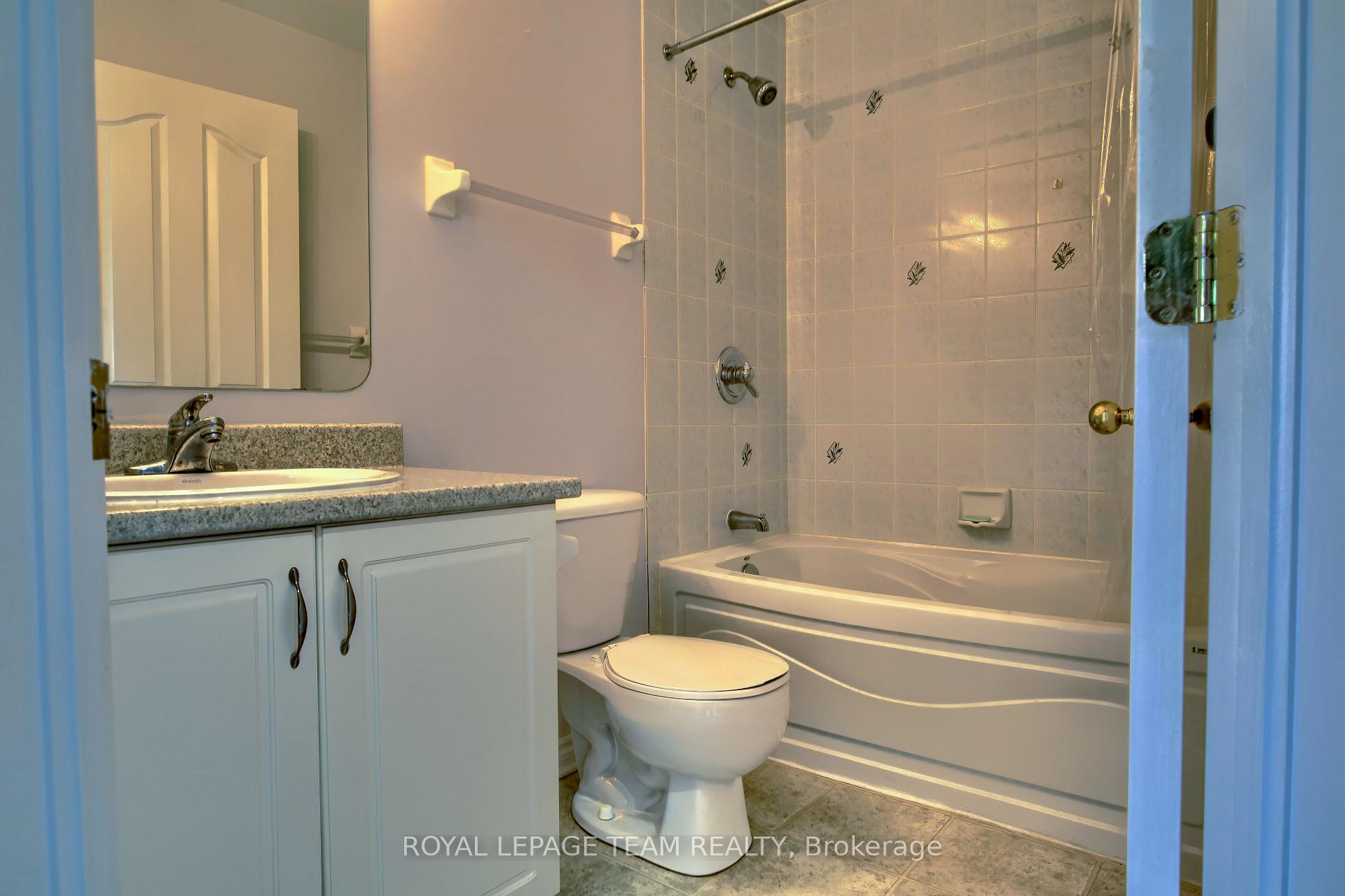 Photo 15 of 110 Saddlesmith Circle, Ottawa, Kanata - Emerald Meadows/Trailwest — HOMEH
