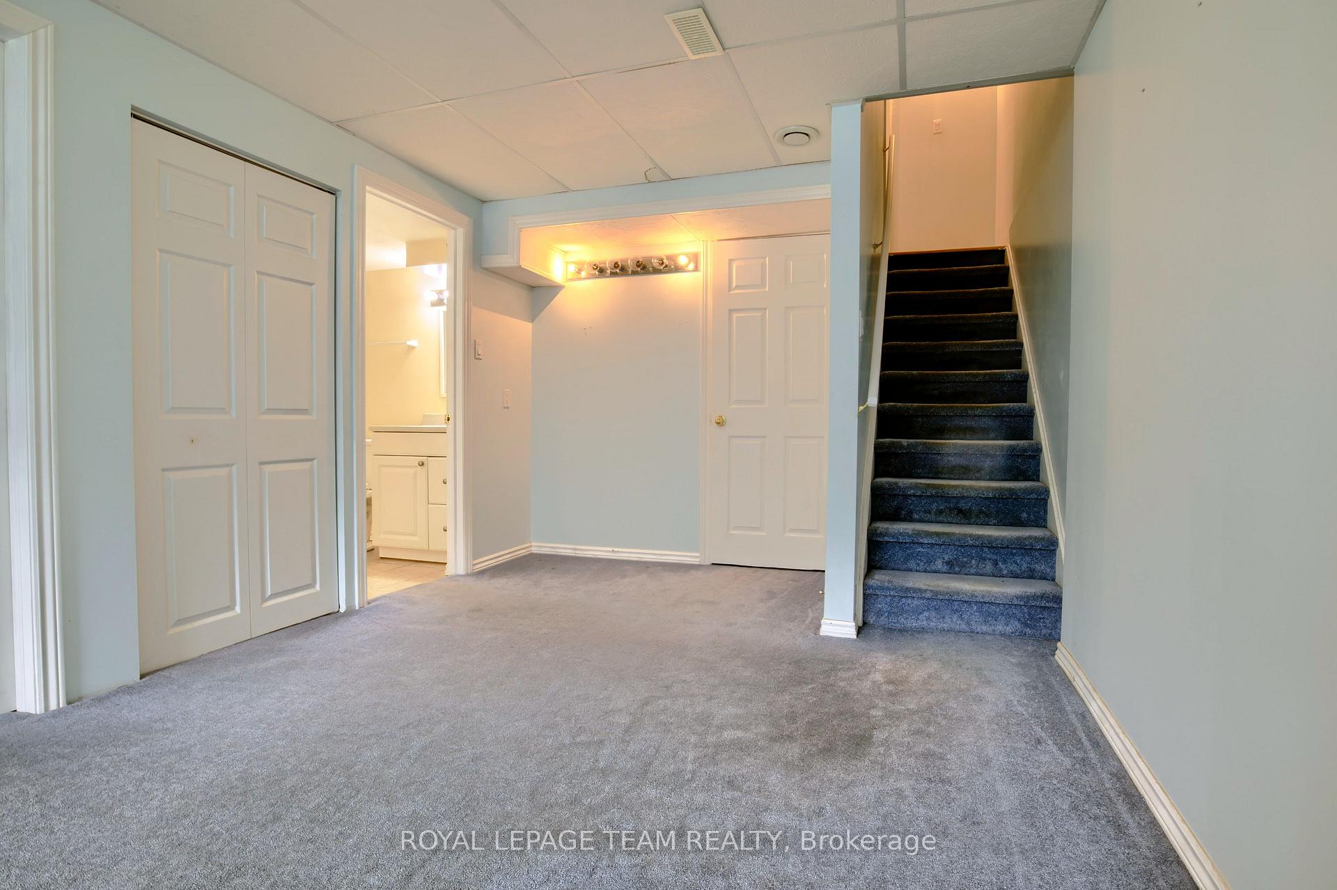 Photo 20 of 110 Saddlesmith Circle, Ottawa, Kanata - Emerald Meadows/Trailwest — HOMEH