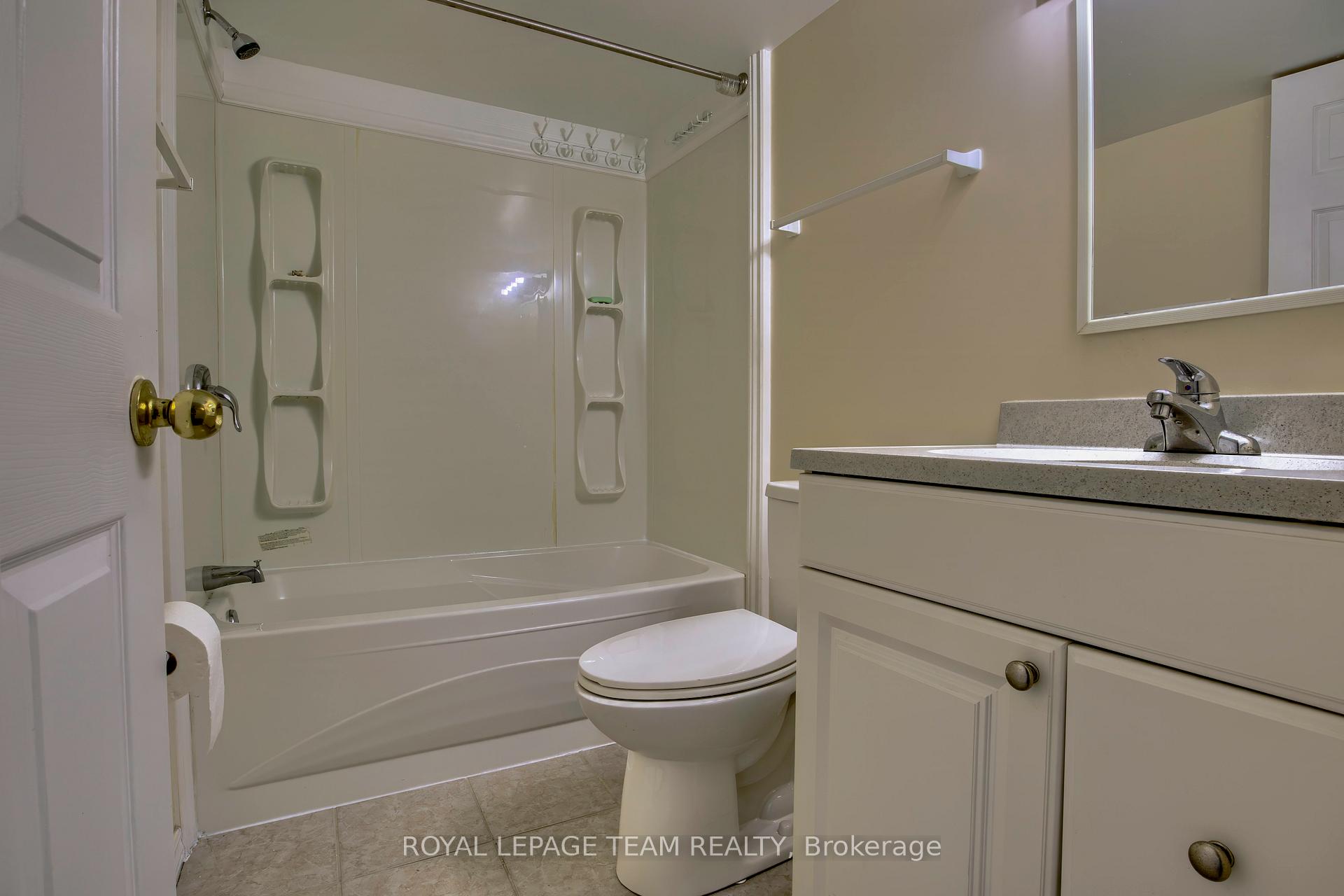 Photo 22 of 110 Saddlesmith Circle, Ottawa, Kanata - Emerald Meadows/Trailwest — HOMEH