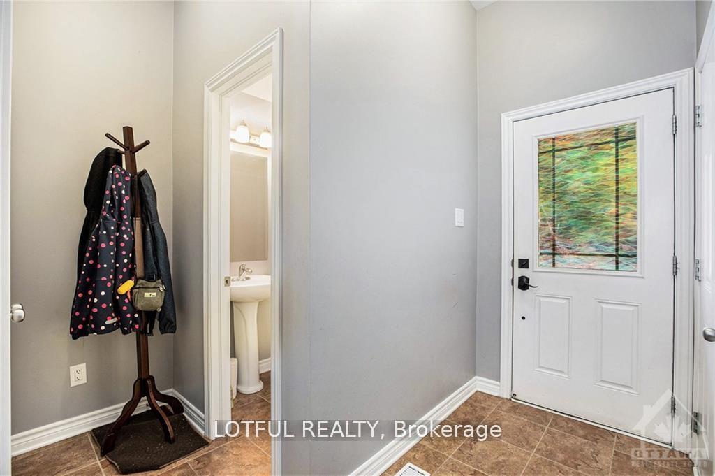 Photo 3 of 115 Woodmill Terrace, Ottawa, Kanata - Morgan's Grant/South March — HOMEH