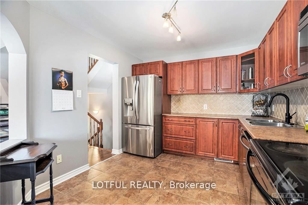 Photo 10 of 115 Woodmill Terrace, Ottawa, Kanata - Morgan's Grant/South March — HOMEH