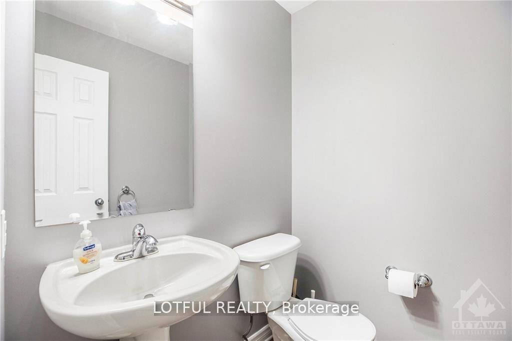 Photo 11 of 115 Woodmill Terrace, Ottawa, Kanata - Morgan's Grant/South March — HOMEH