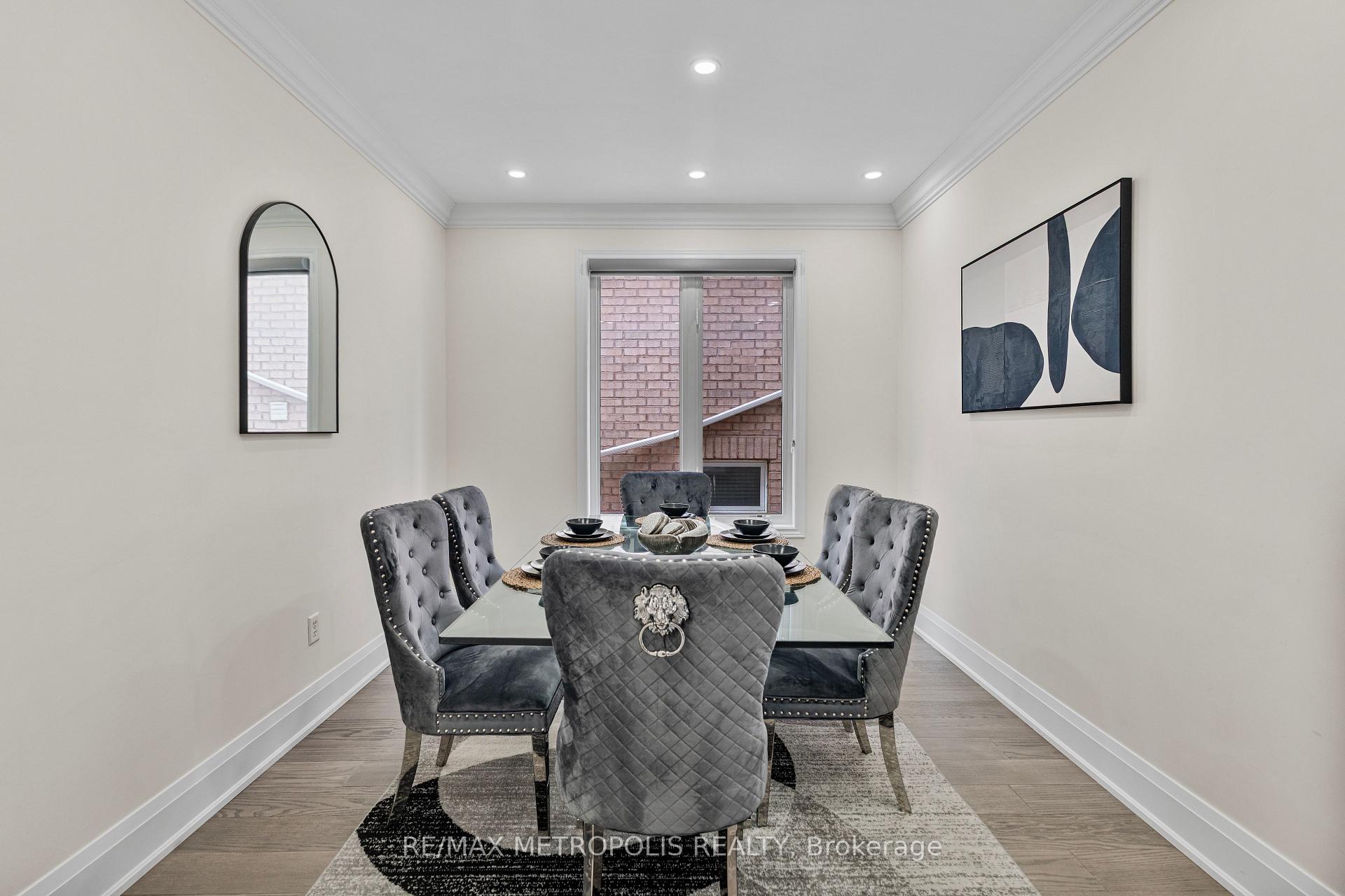 Photo 8 of 71 Forestbrook Drive, Markham, Box Grove — HOMEH