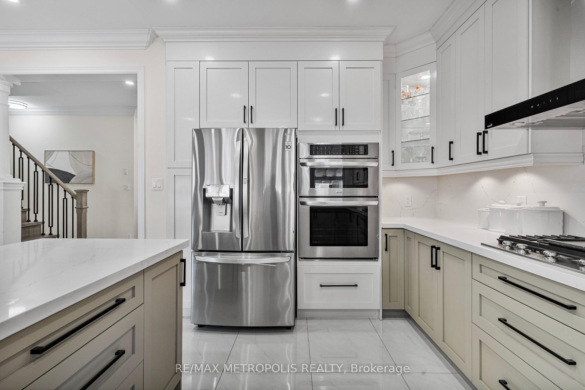 Photo 14 of 71 Forestbrook Drive, Markham, Box Grove — HOMEH