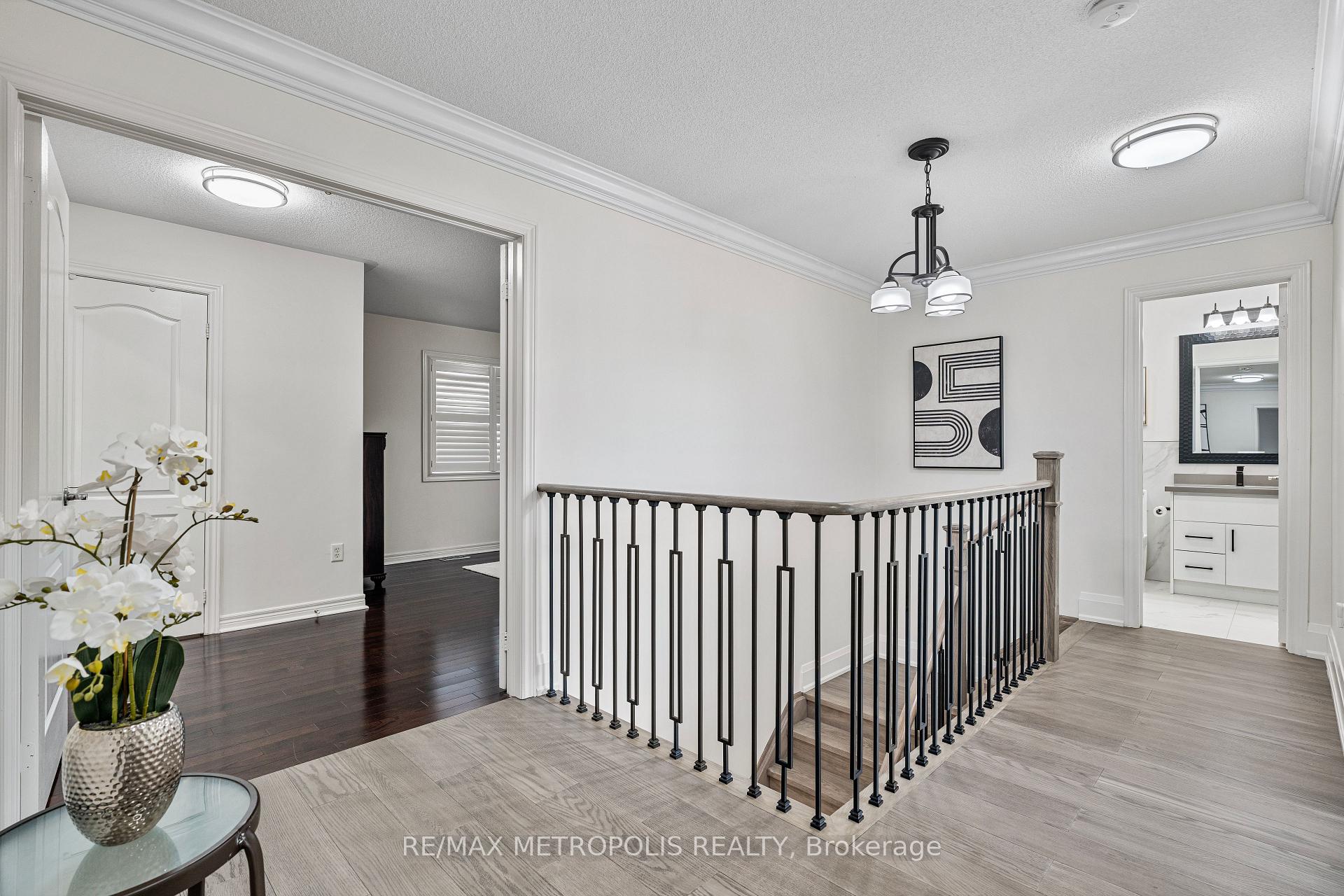 Photo 21 of 71 Forestbrook Drive, Markham, Box Grove — HOMEH