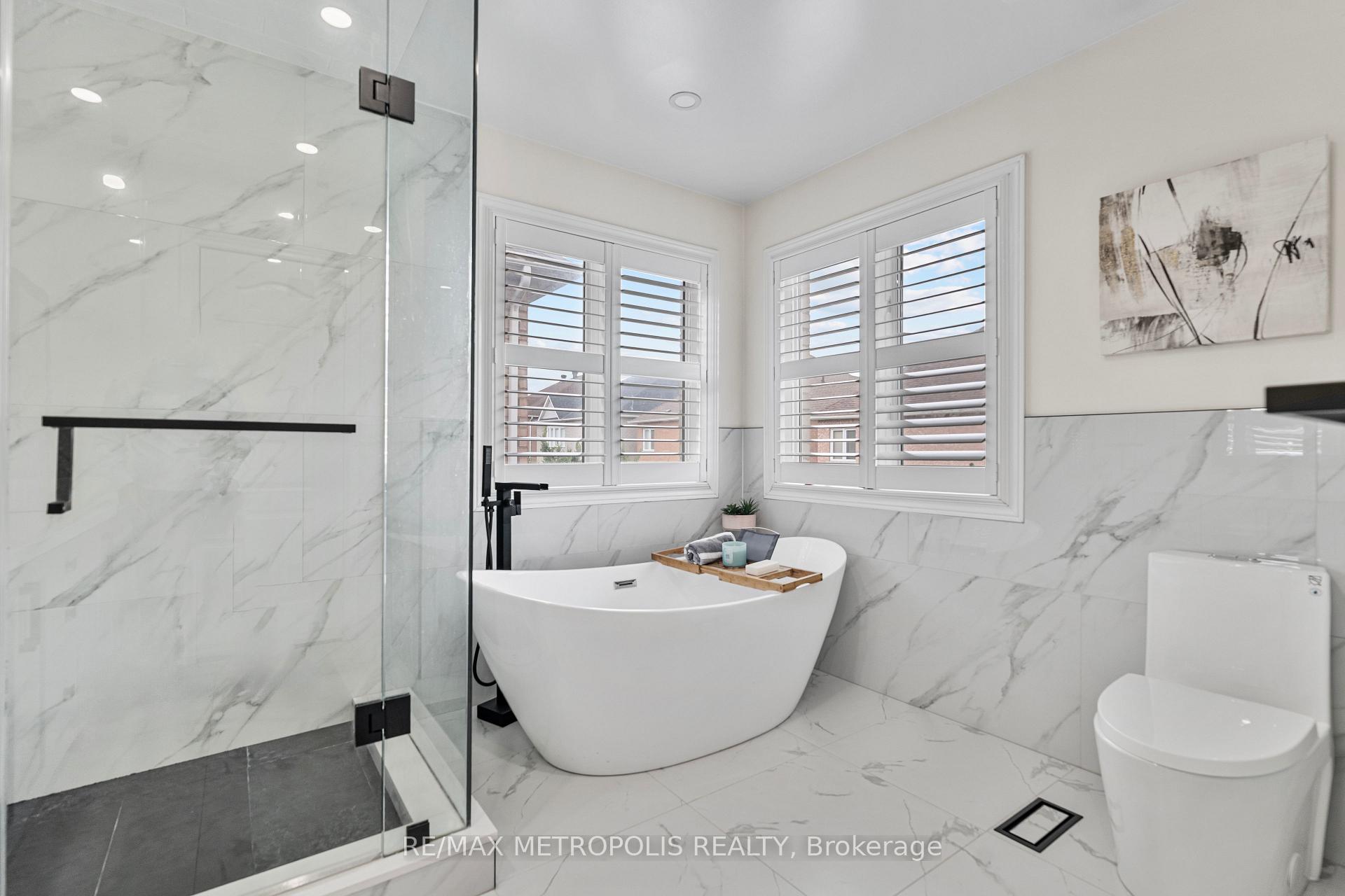 Photo 27 of 71 Forestbrook Drive, Markham, Box Grove — HOMEH