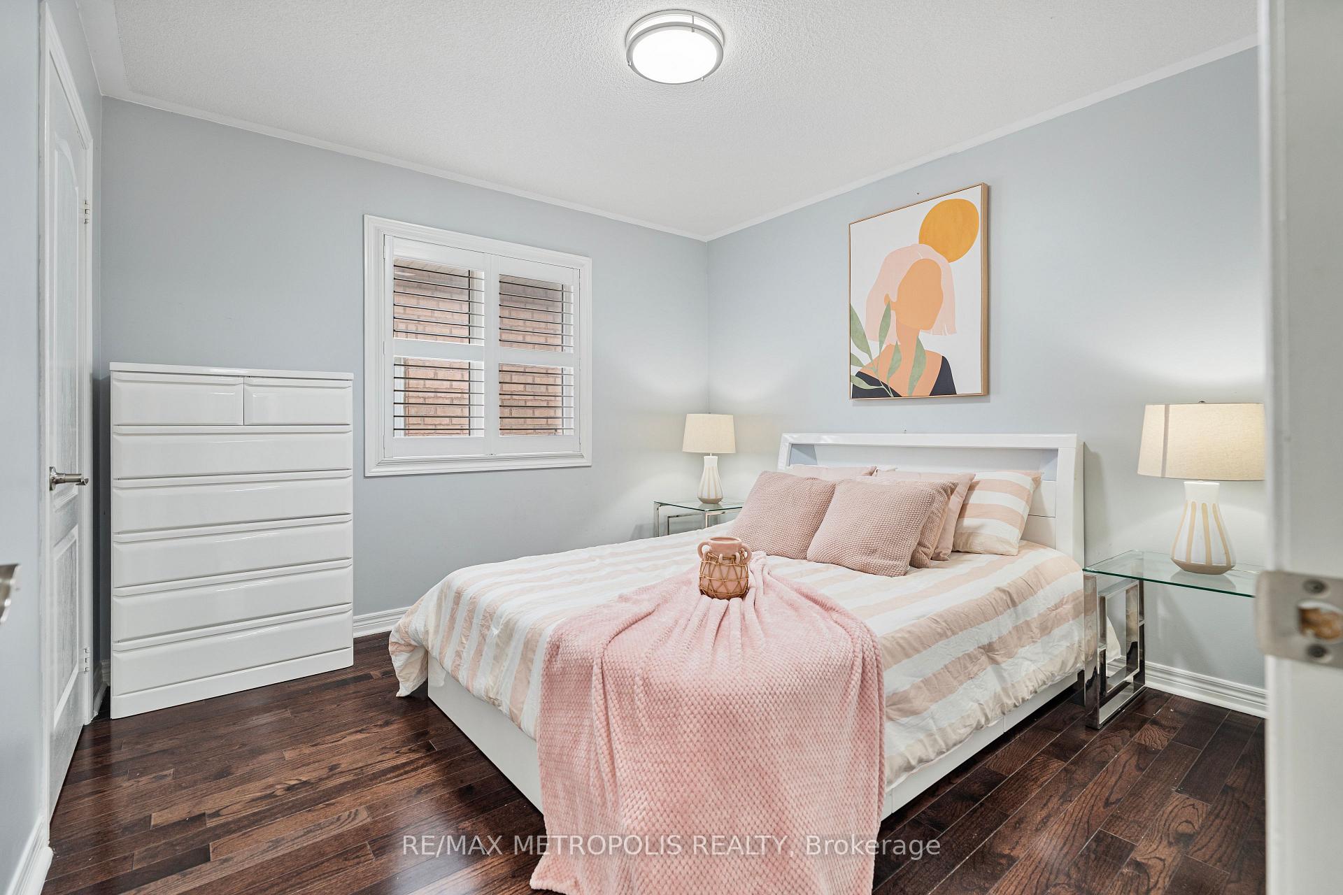 Photo 32 of 71 Forestbrook Drive, Markham, Box Grove — HOMEH