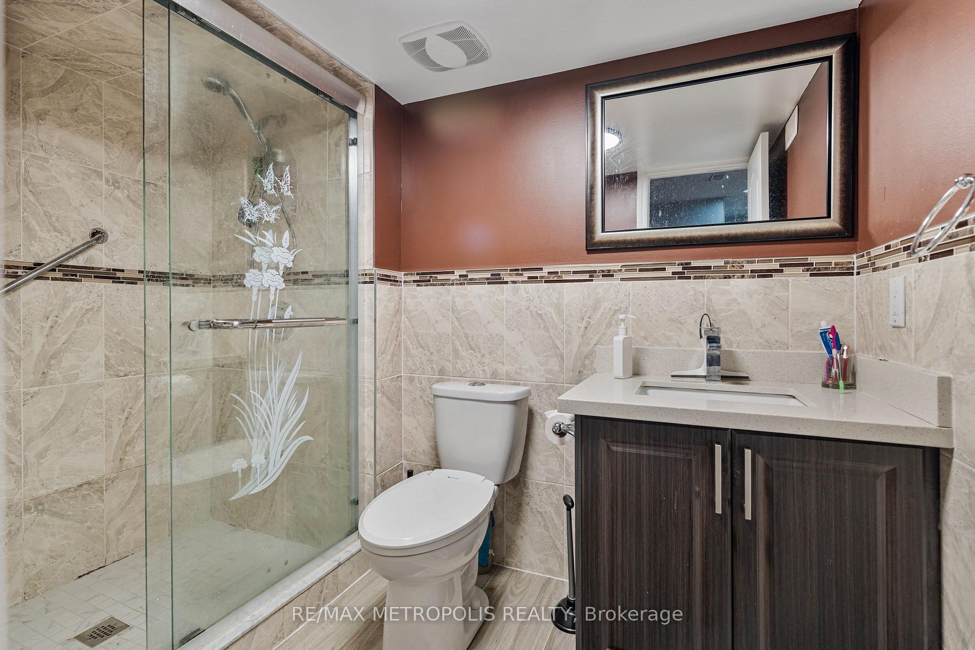 Photo 38 of 71 Forestbrook Drive, Markham, Box Grove — HOMEH