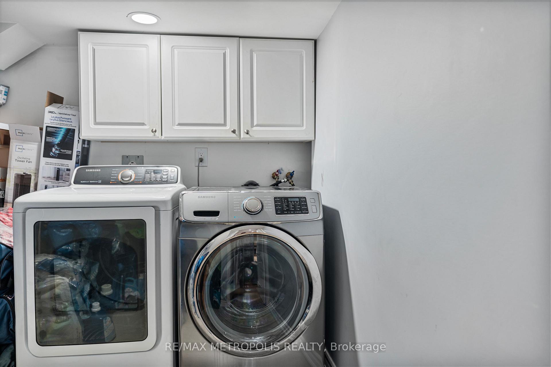 Photo 39 of 71 Forestbrook Drive, Markham, Box Grove — HOMEH