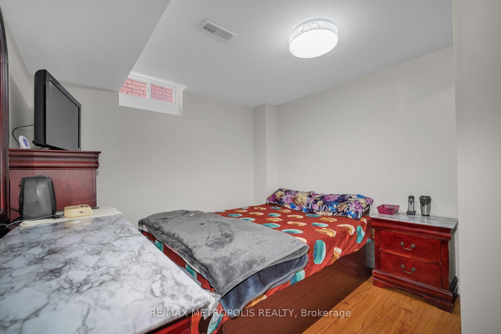 Photo 47 of 71 Forestbrook Drive, Markham, Box Grove — HOMEH
