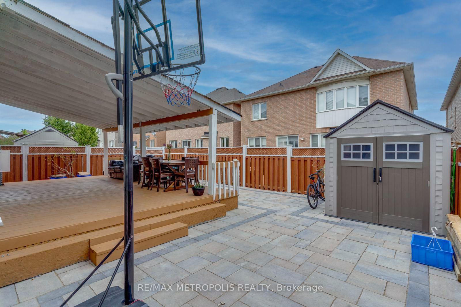 Photo 48 of 71 Forestbrook Drive, Markham, Box Grove — HOMEH