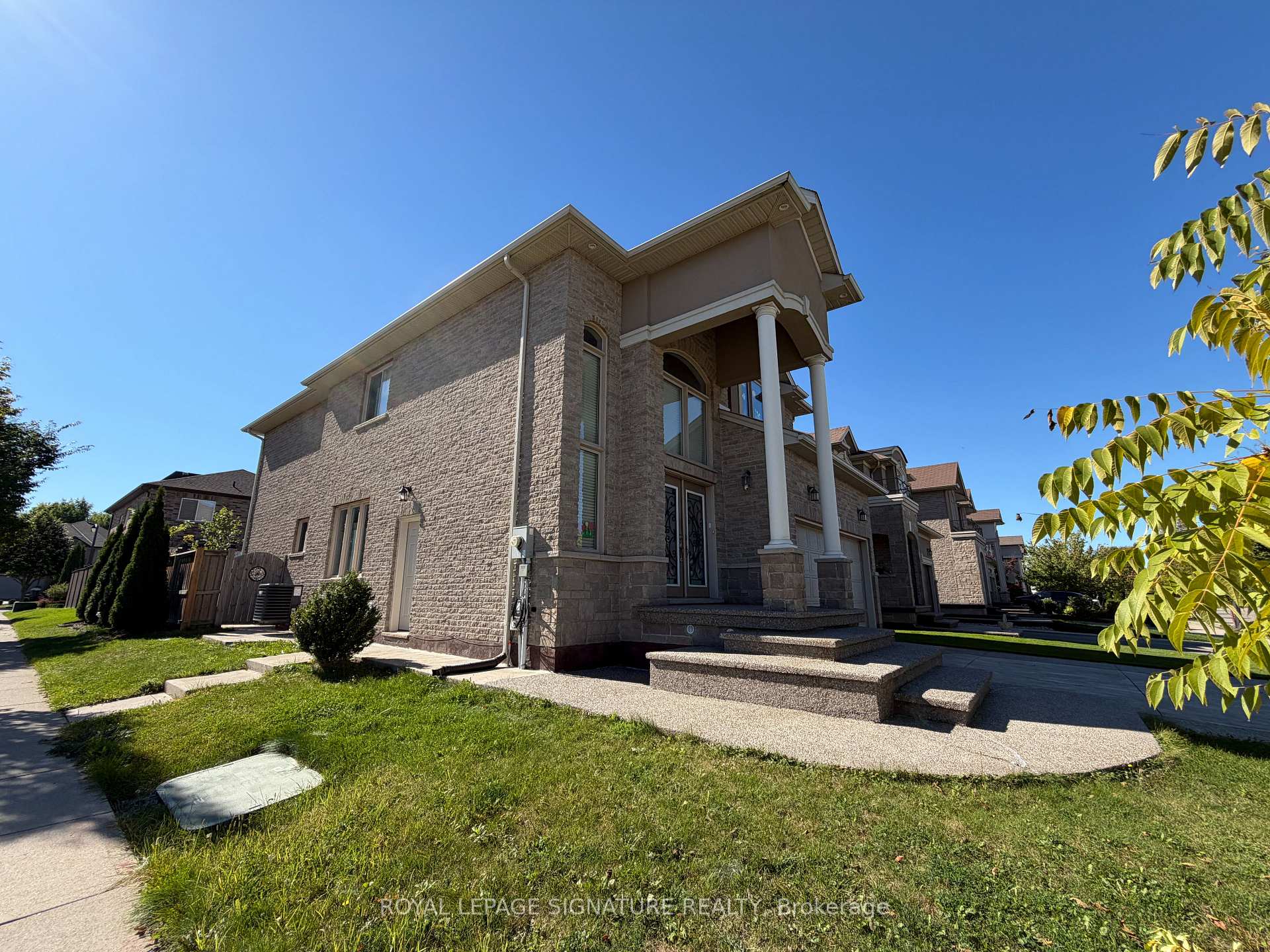Photo 4 of Unit Bsmt, 61 Eagleglen Way, Hamilton, Carpenter — HOMEH