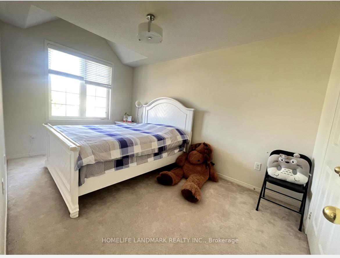 Photo 9 of 1083 Bur Oak Avenue, Markham, Wismer — HOMEH