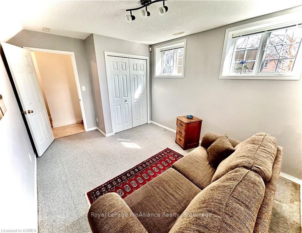 Photo 25 of 1 Bayshore Drive, Loyalist, Bath — HOMEH