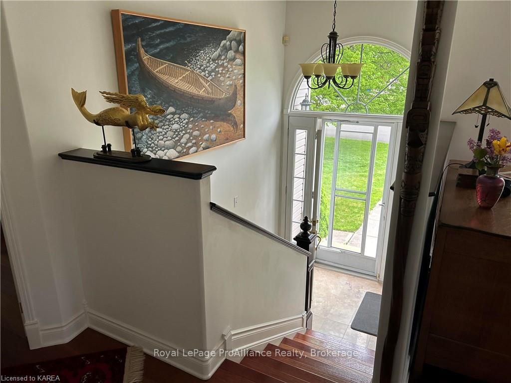 Photo 9 of 1 Bayshore Drive, Loyalist, Bath — HOMEH