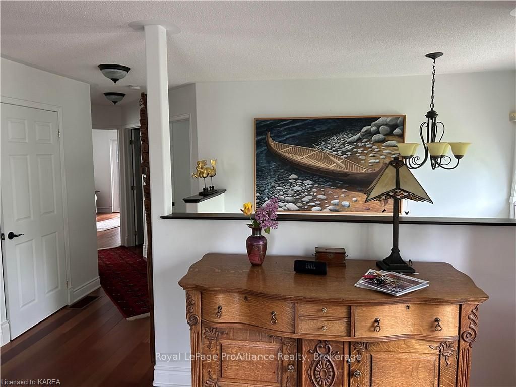 Photo 10 of 1 Bayshore Drive, Loyalist, Bath — HOMEH
