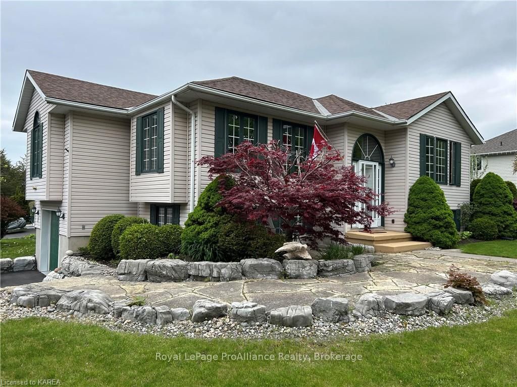 Photo 4 of 1 Bayshore Drive, Loyalist, Bath — HOMEH