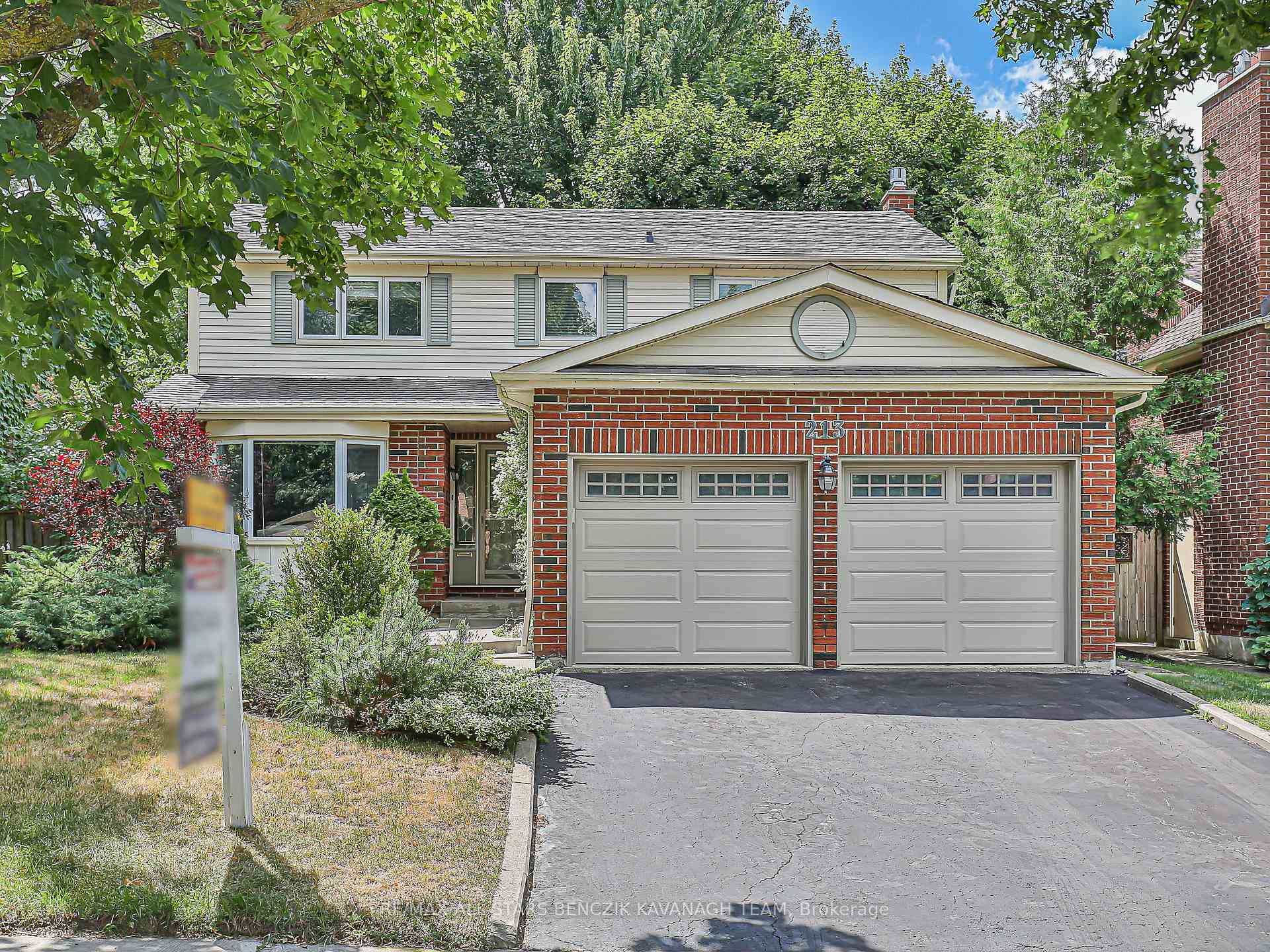 Photo 1 of 213 Fincham Avenue, Markham, Markham Village — HOMEH