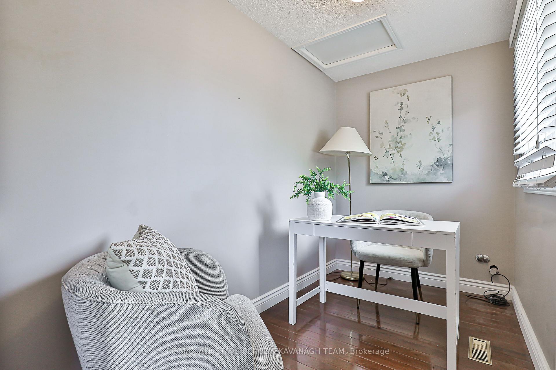 Photo 18 of 213 Fincham Avenue, Markham, Markham Village — HOMEH