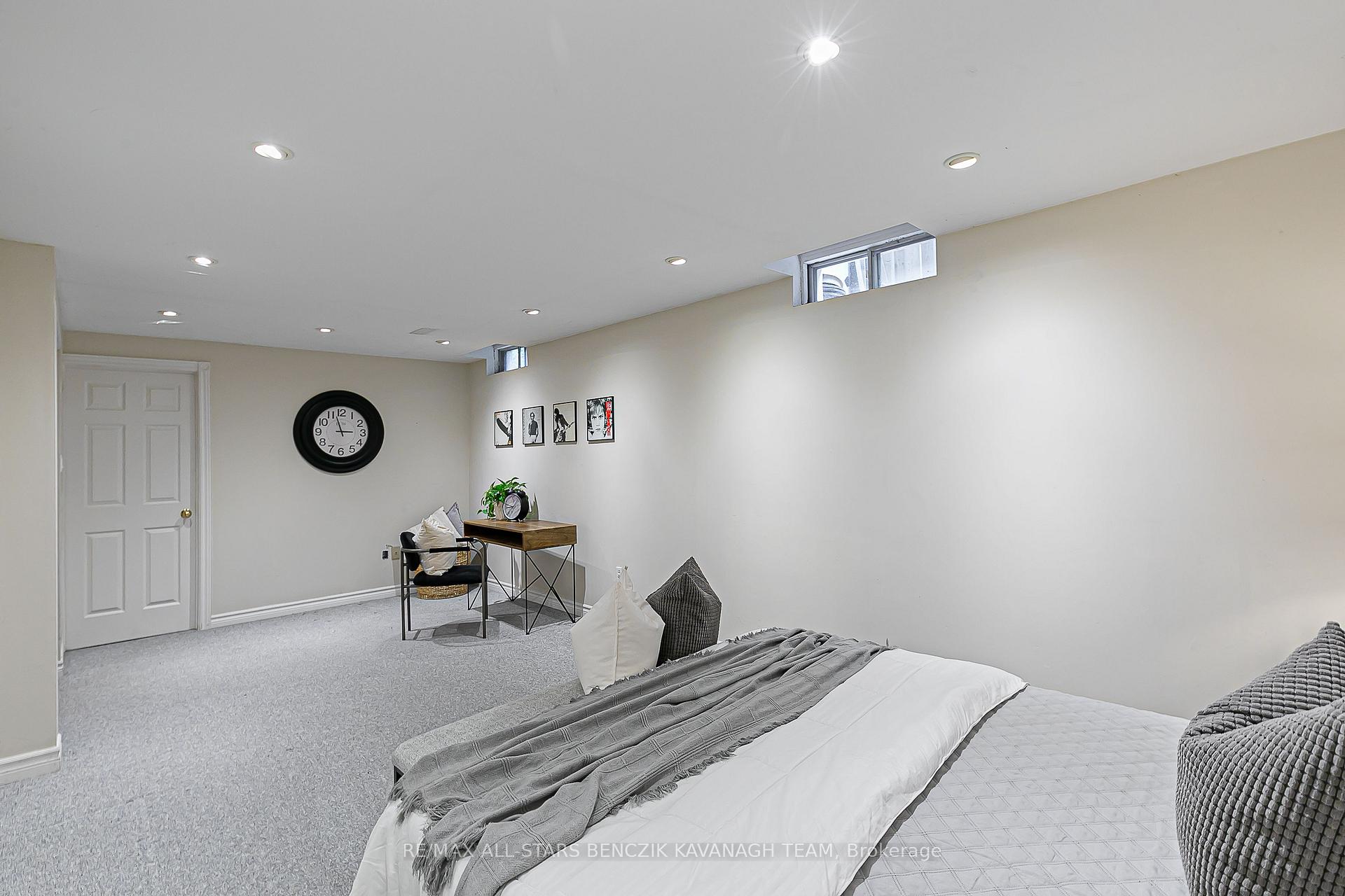 Photo 27 of 213 Fincham Avenue, Markham, Markham Village — HOMEH