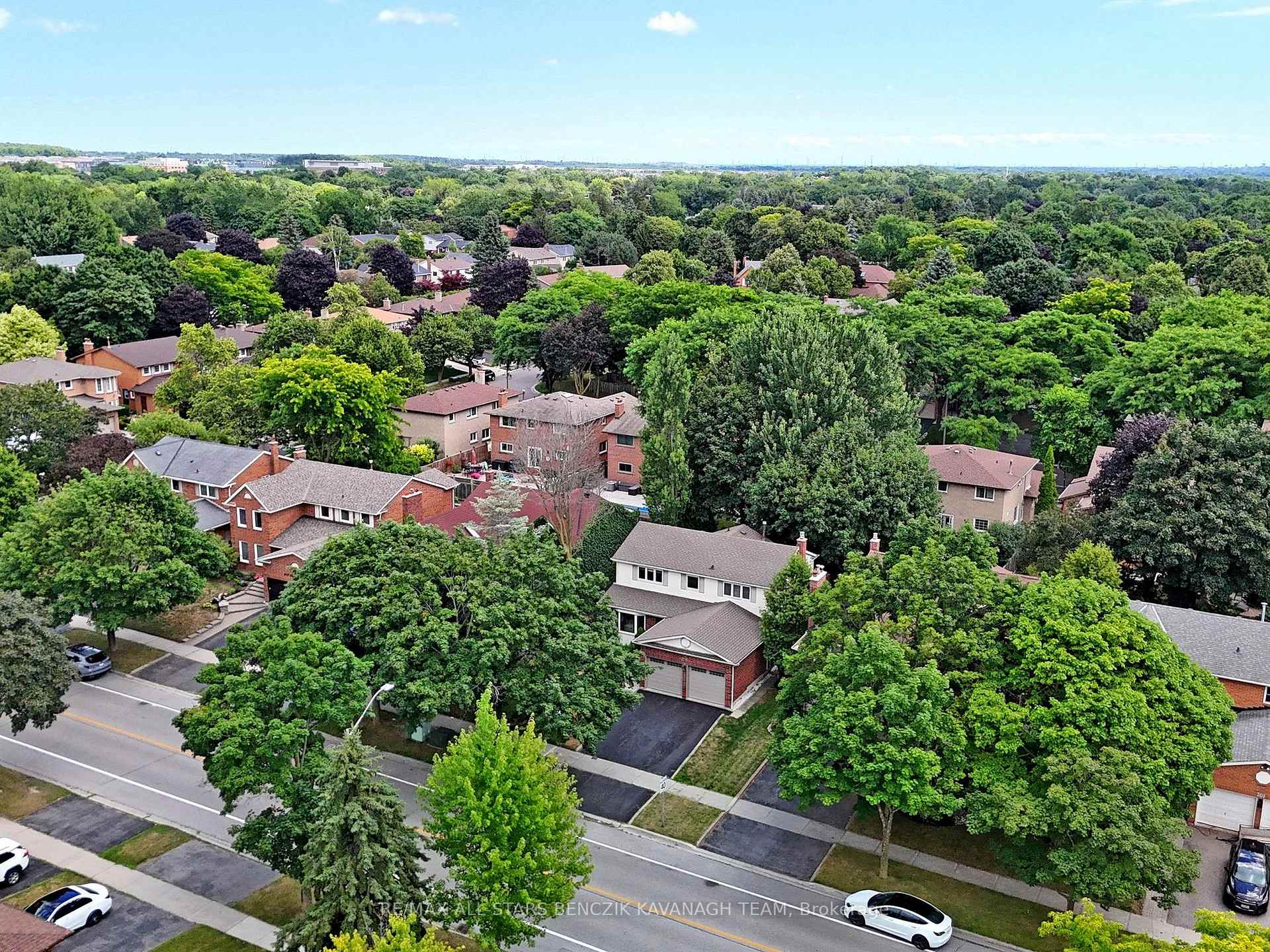 Photo 32 of 213 Fincham Avenue, Markham, Markham Village — HOMEH