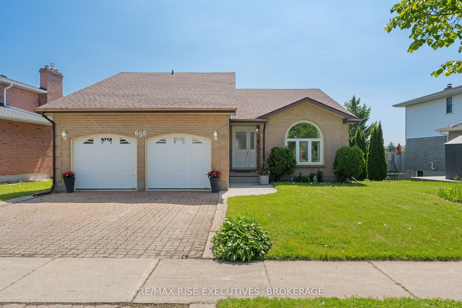 Photo 1 of 656 Rivermeade Avenue, Kingston, East Gardiners Rd — HOMEH