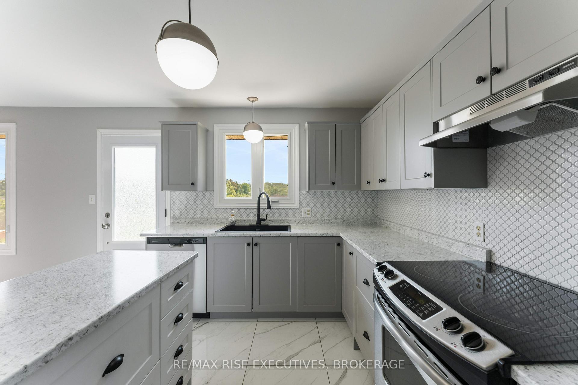 Photo 10 of 656 Rivermeade Avenue, Kingston, East Gardiners Rd — HOMEH